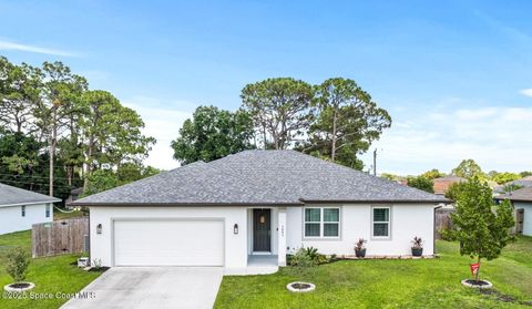 1641 Earlham Avenue NW Palm Bay FL 32907