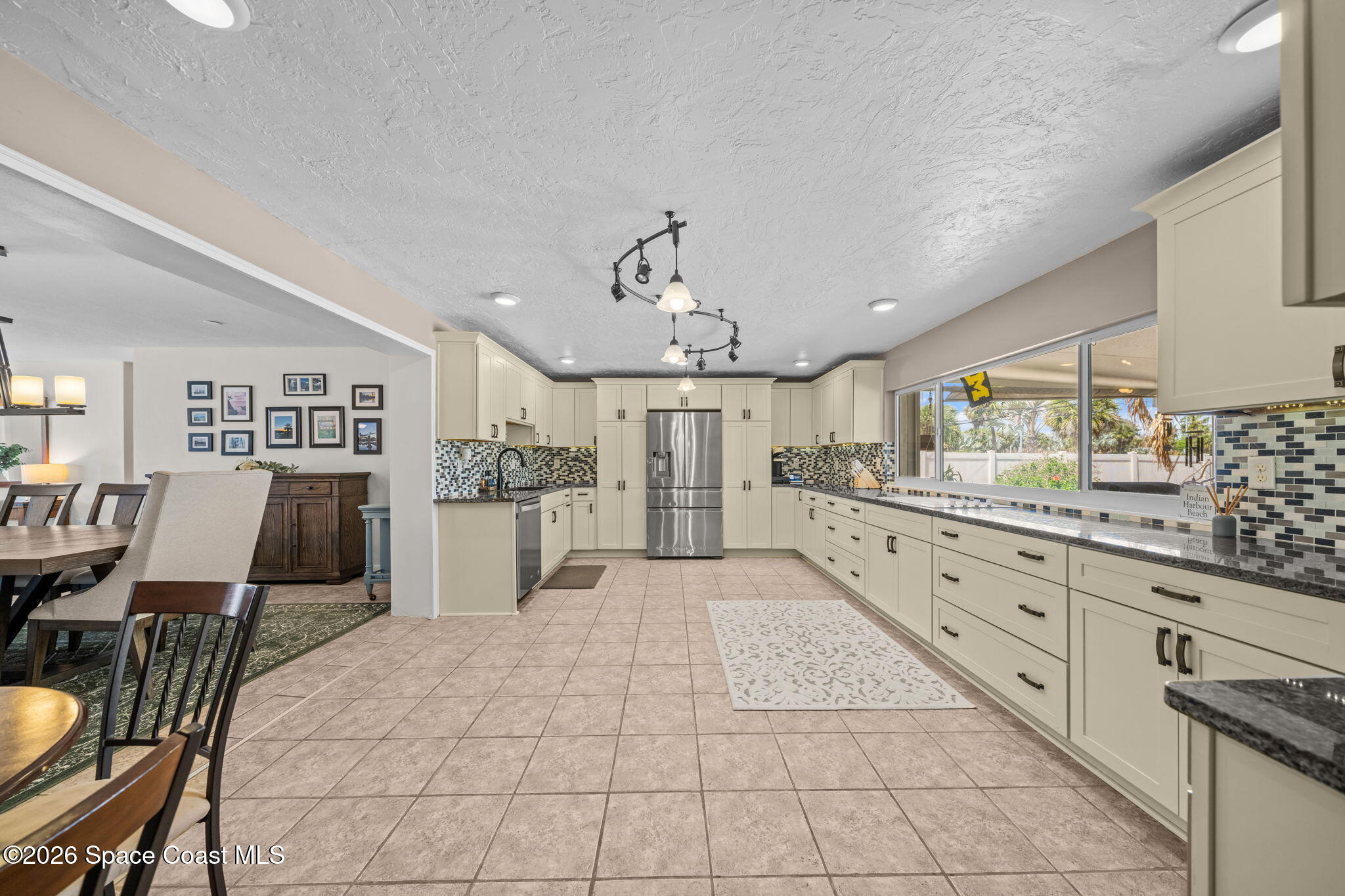 121 Algonquin Terrace