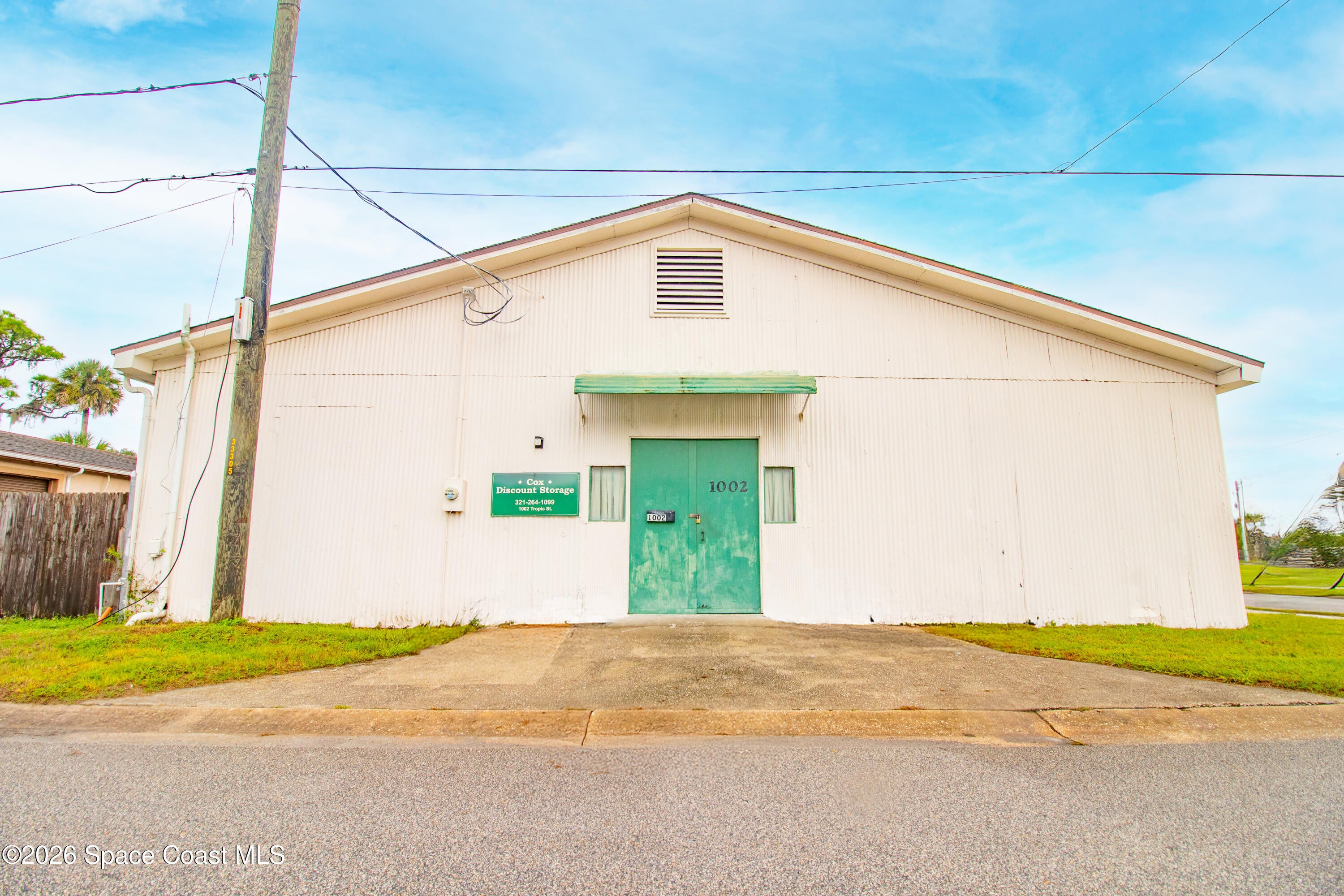1002 Tropic Street
