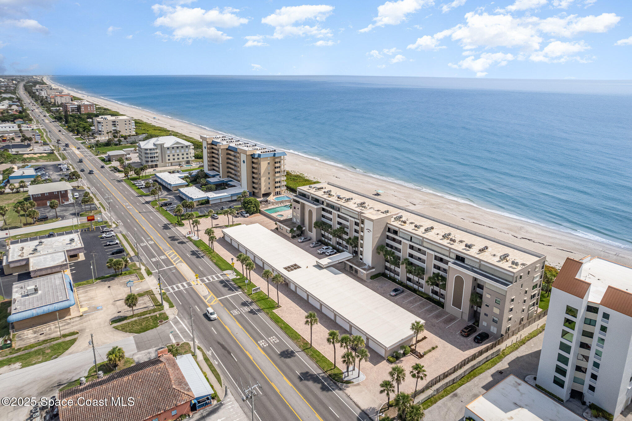 995 N Highway A1a 401