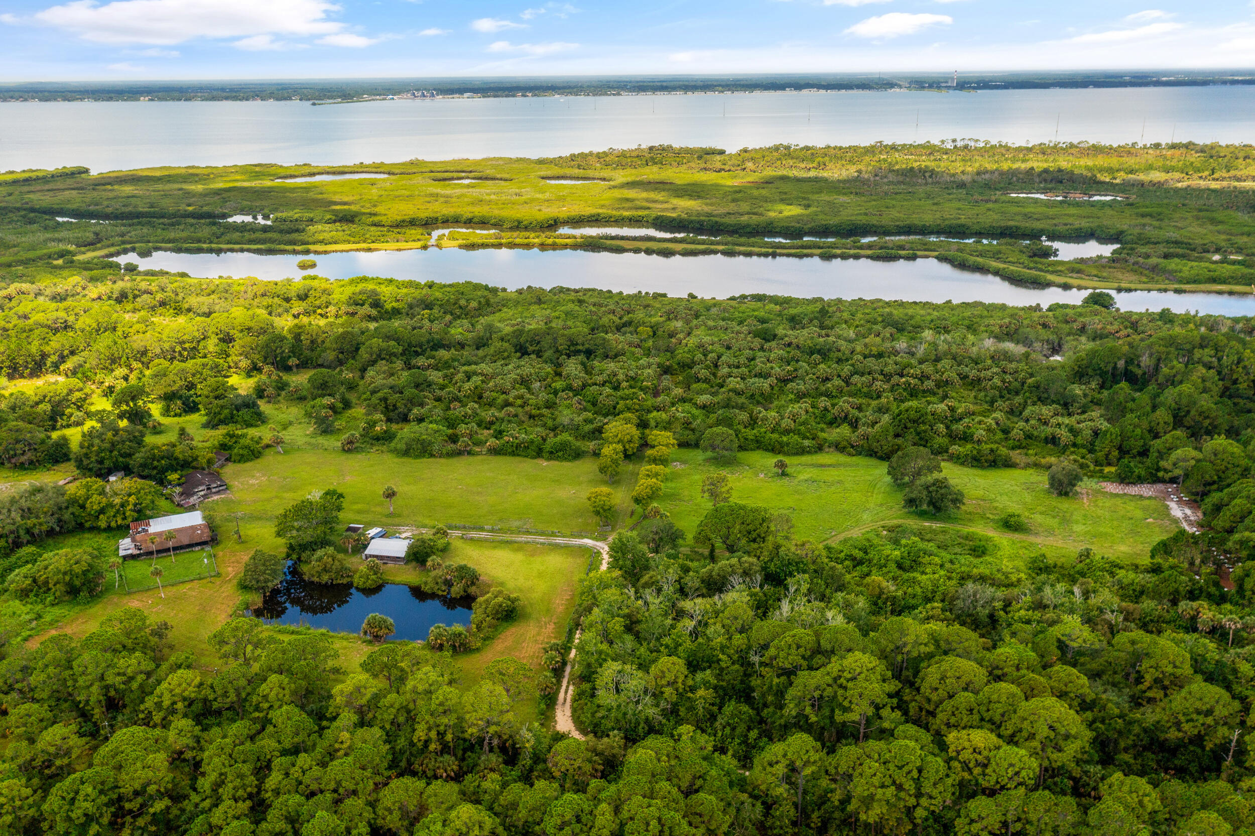 29 Lots Pine Island Road