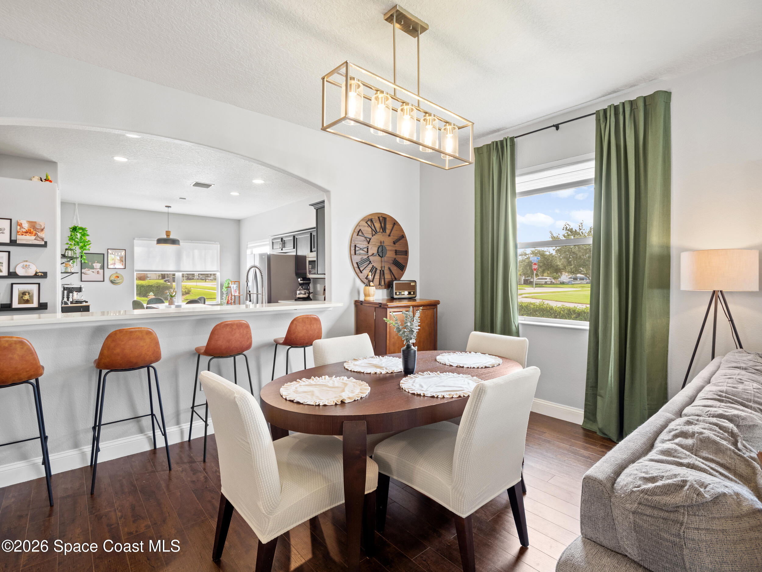 1401 Bridgeport Circle