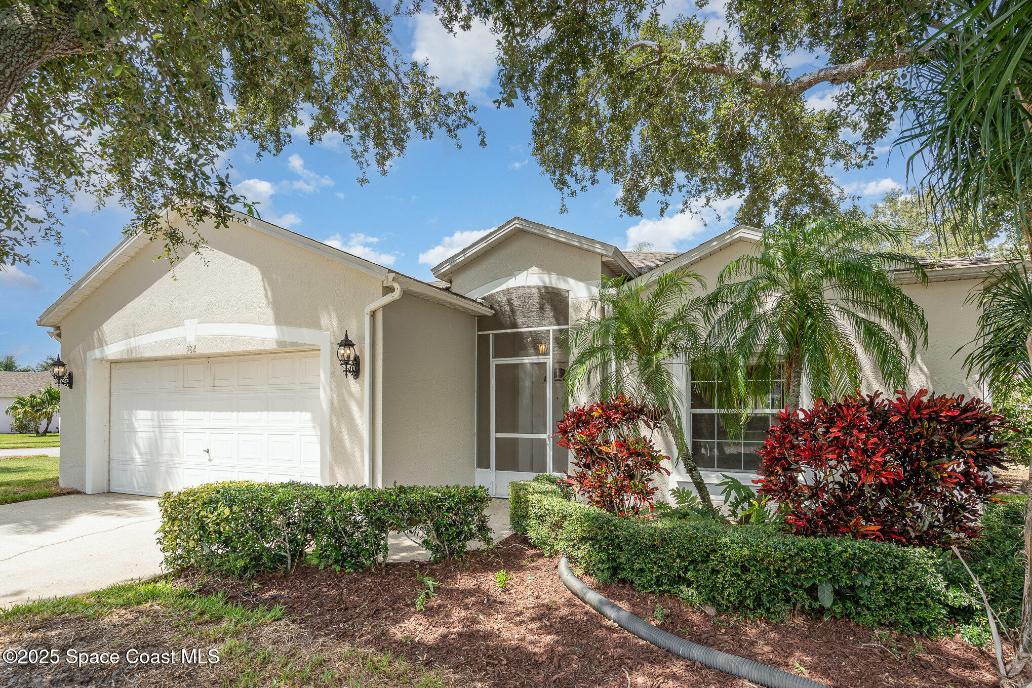 982 Villa Drive