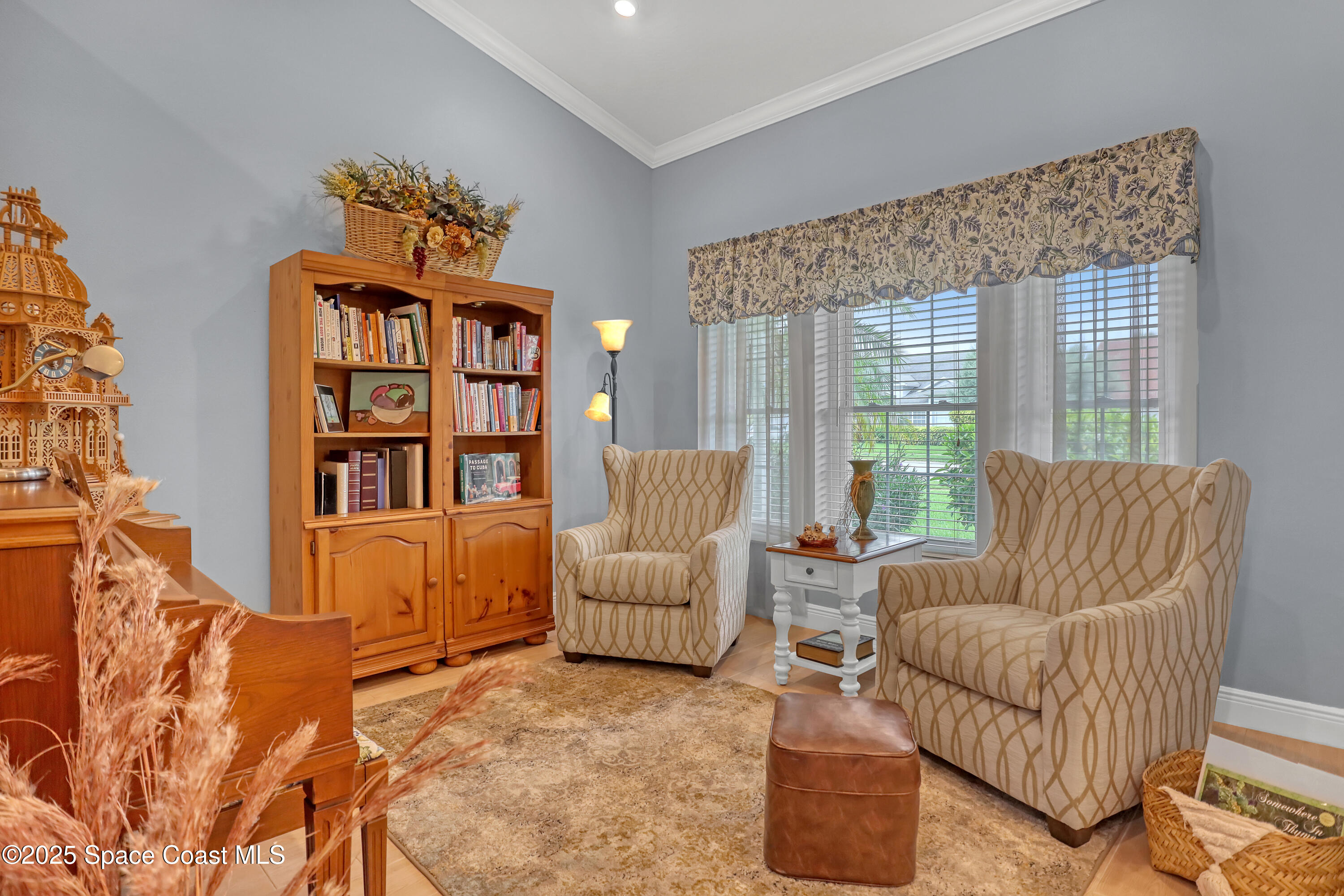 2600 Lowell Circle