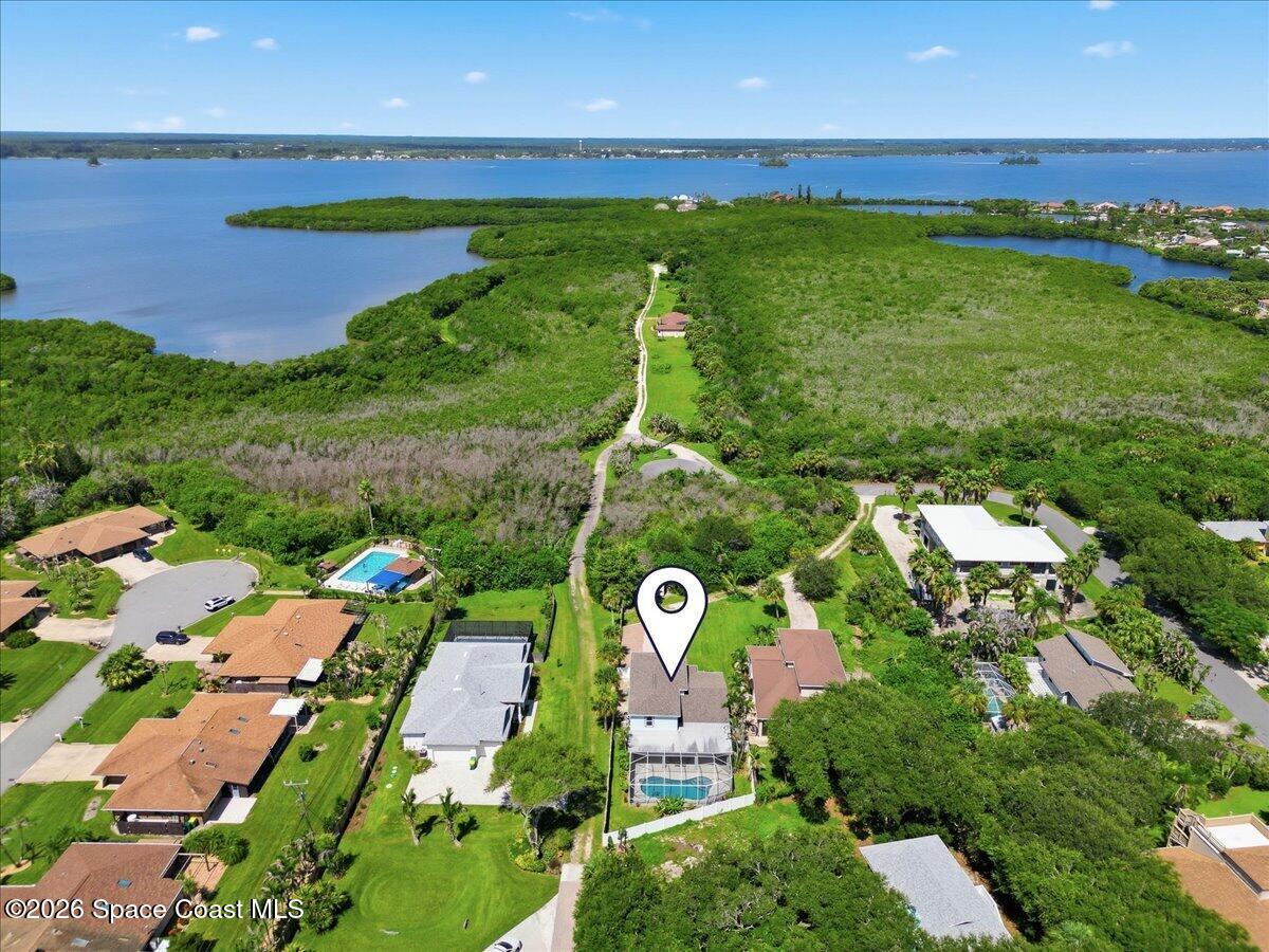 195 River Drive