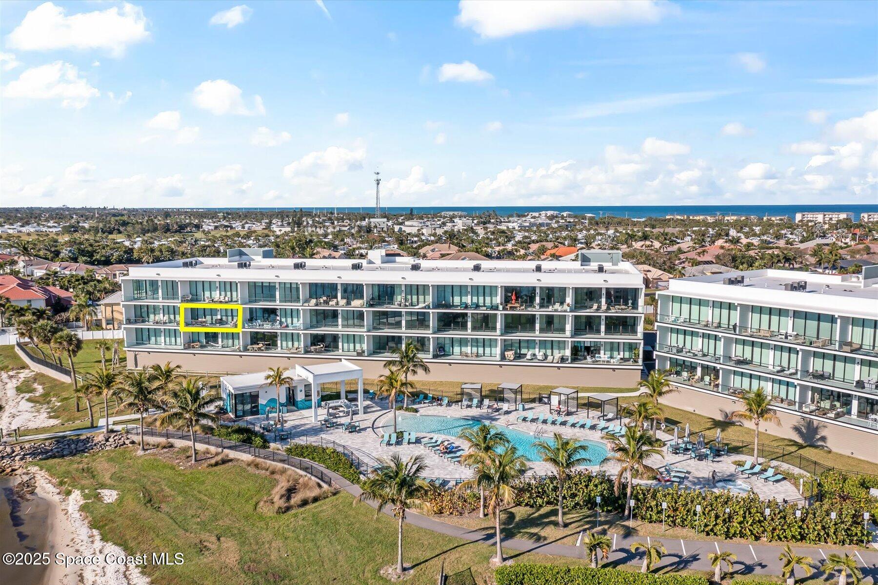 225 Strand Drive 307