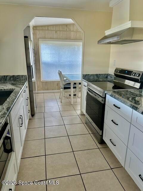 605 Oleander Circle