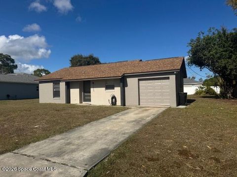 Photo of 1623 Sadigo Street SE, Palm Bay, FL 32909 (MLS # 1066087)