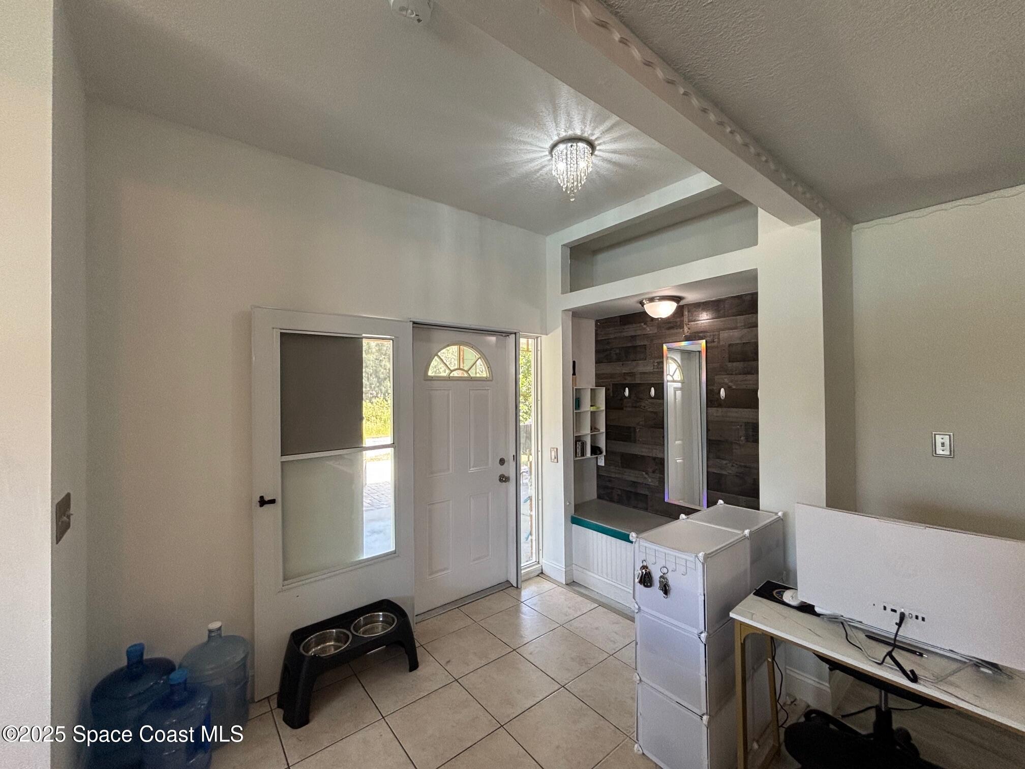 9590 Primrose Drive