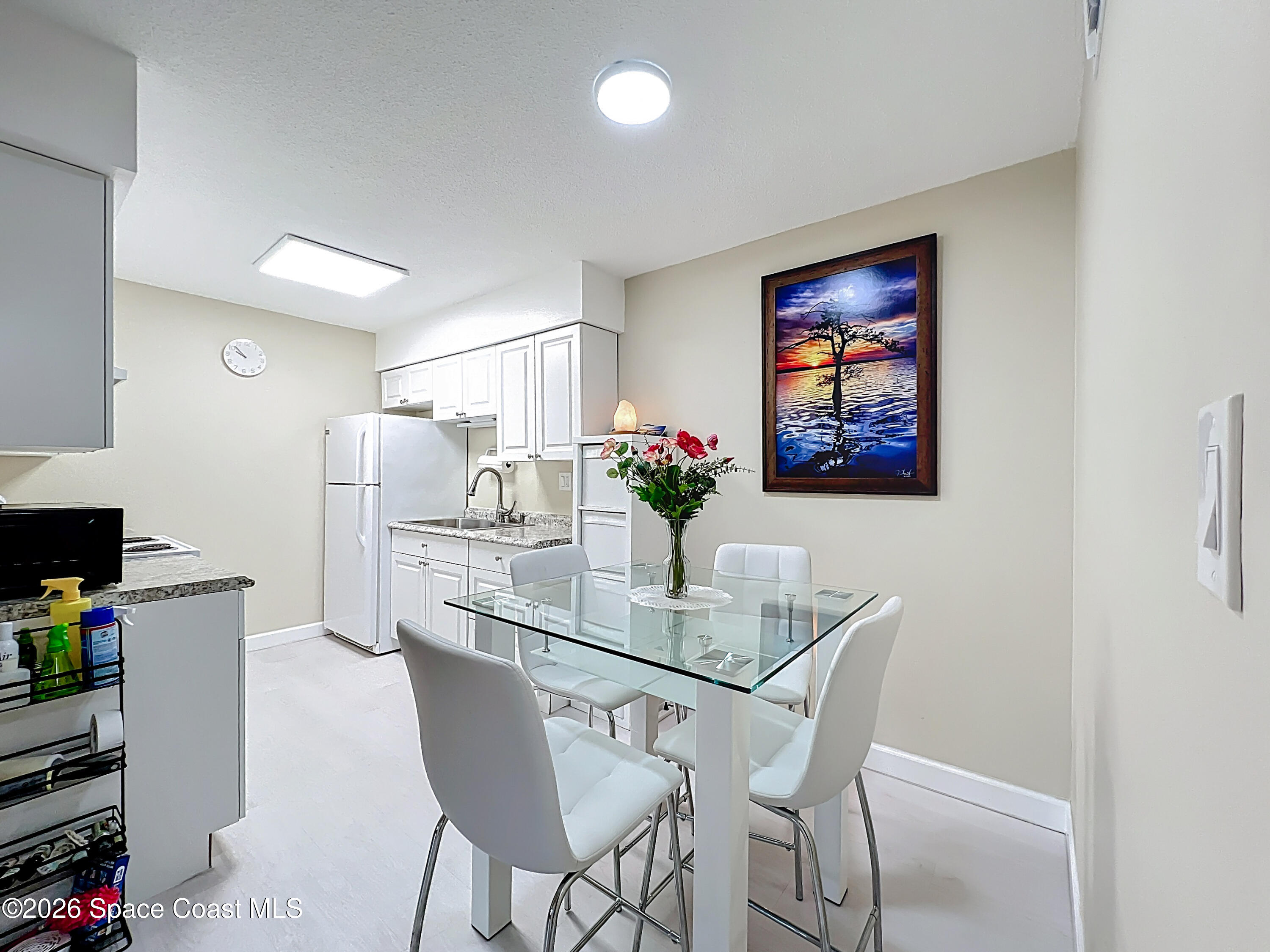 190 E Olmstead Drive F8