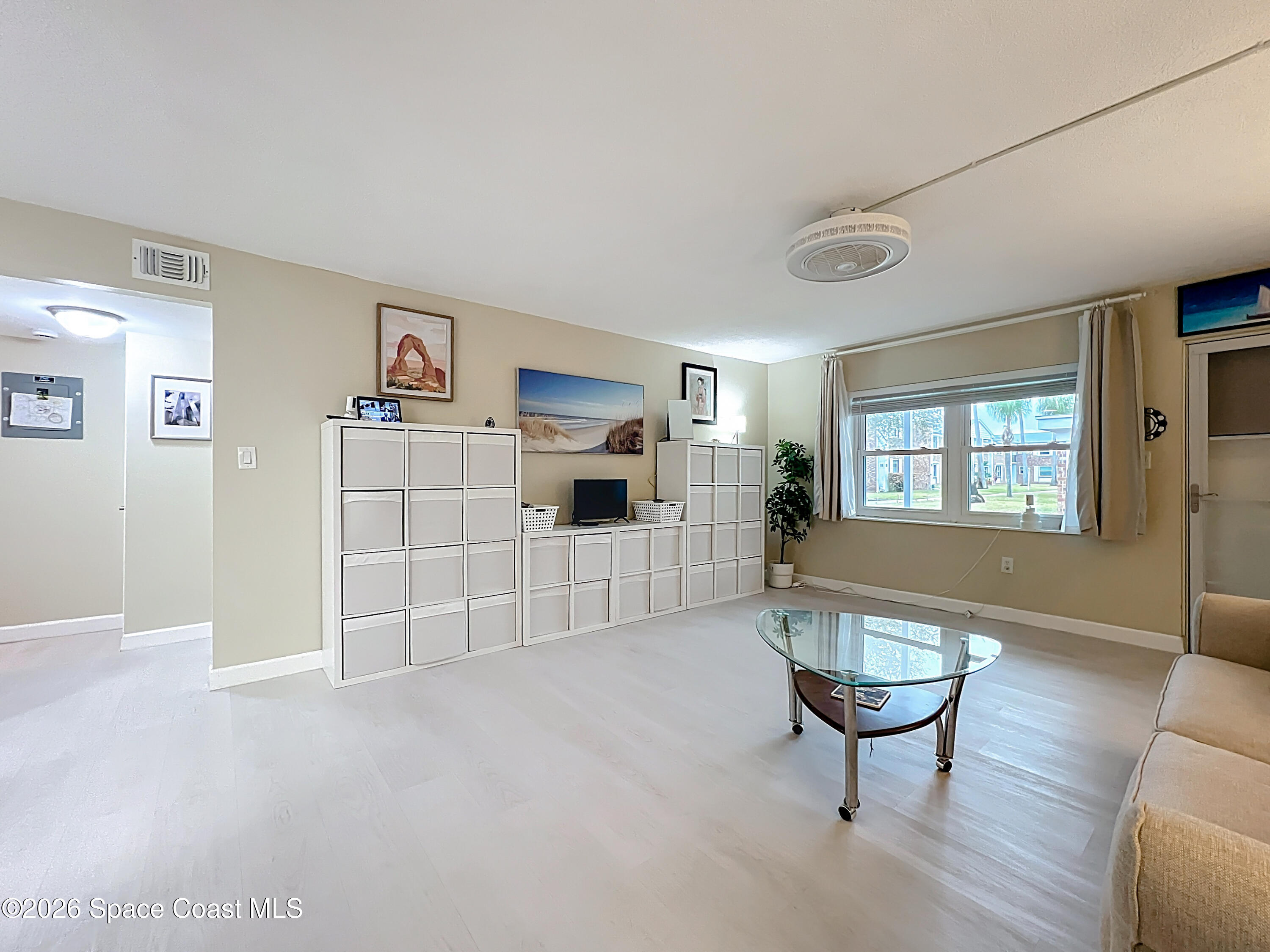 190 E Olmstead Drive F8