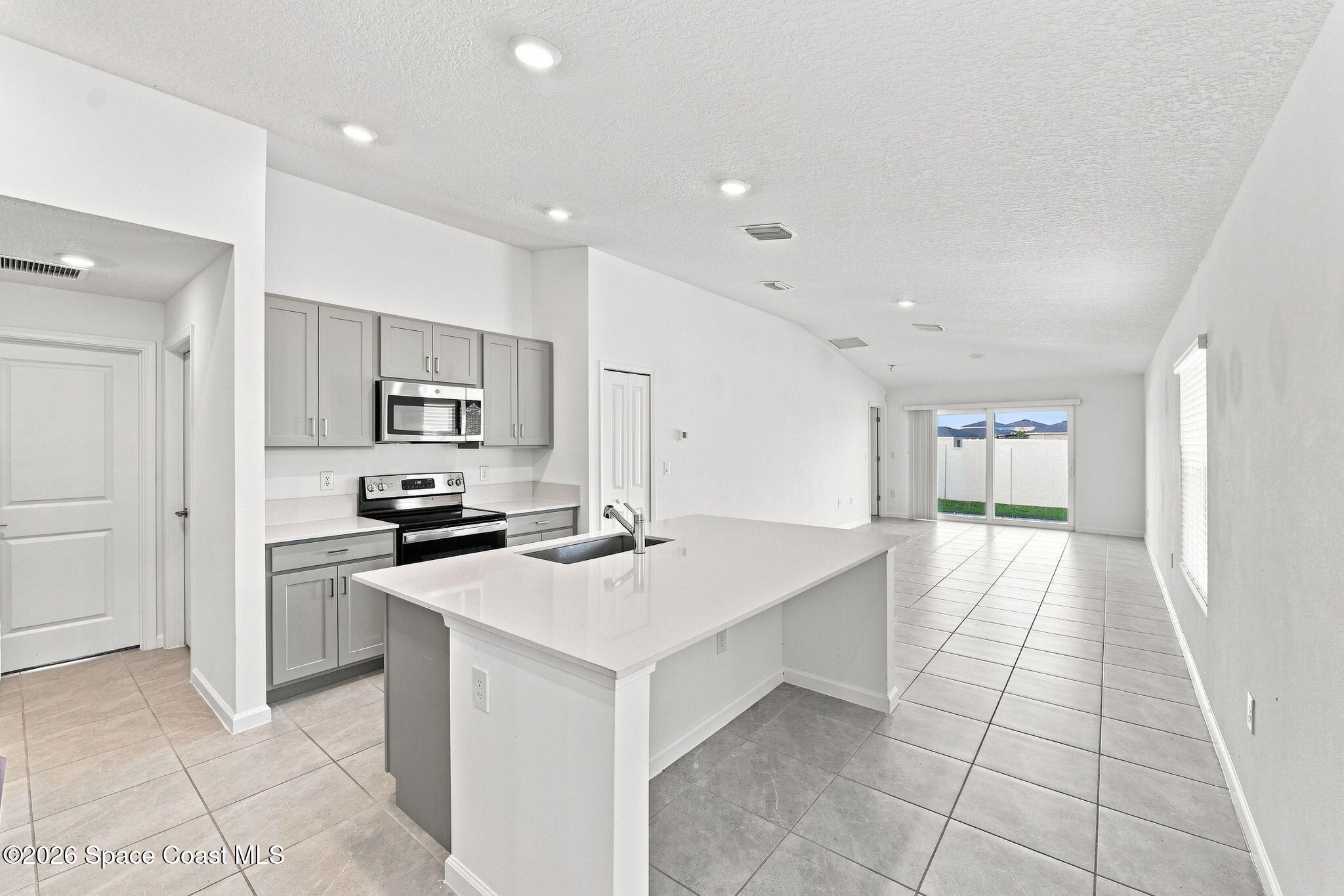 1407 Colebrook Circle SW 1407