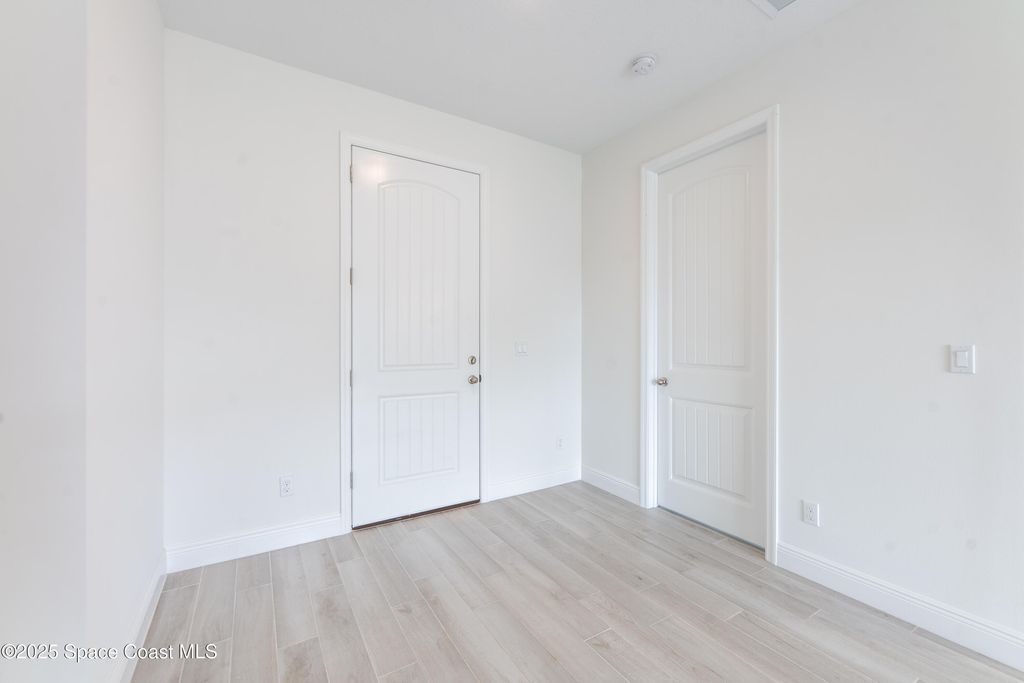 Photo of 514 Whitehall Avenue SW, Palm Bay, FL 32908 (MLS # 1057261)