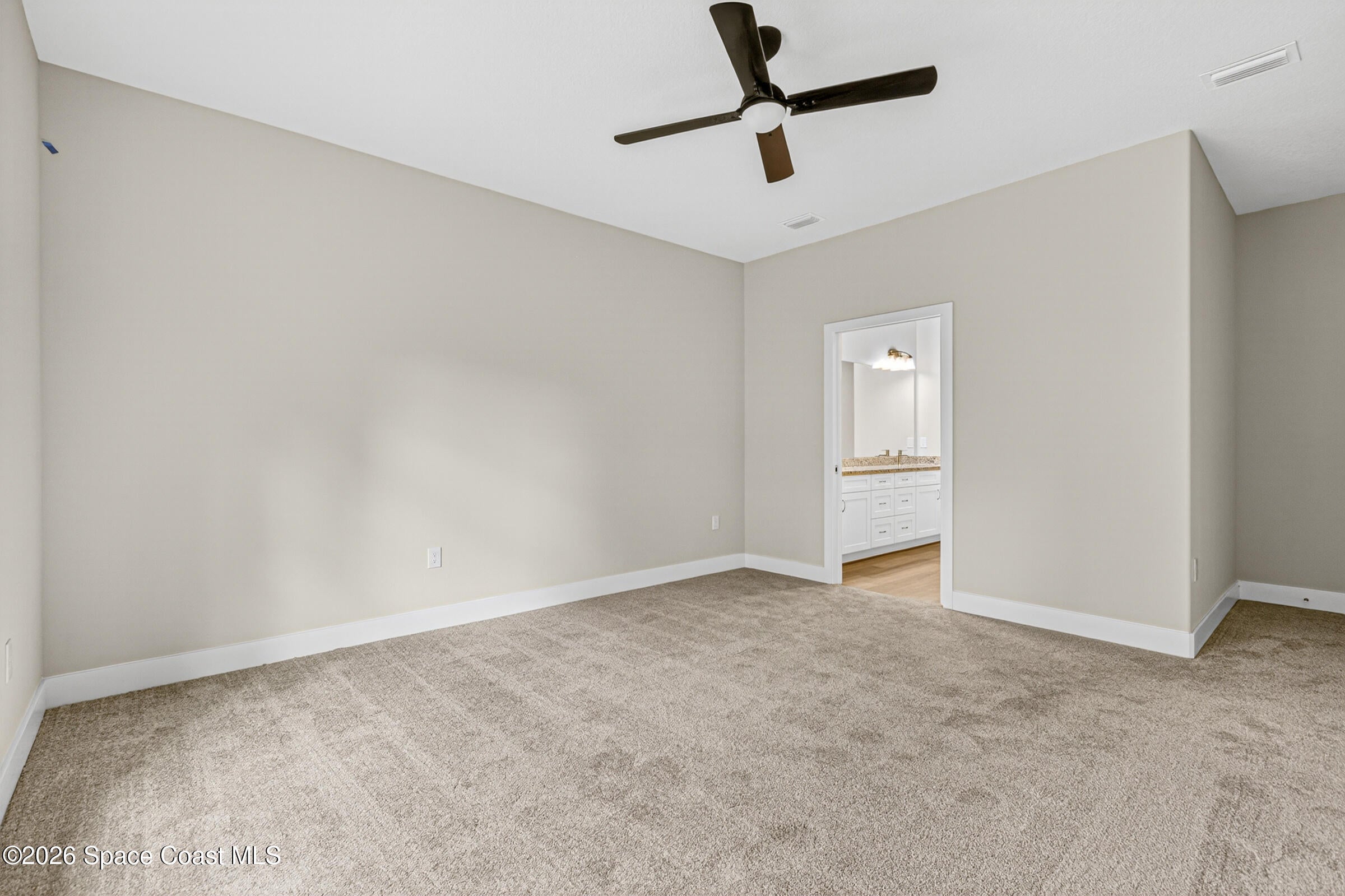 815 Walden Boulevard SE