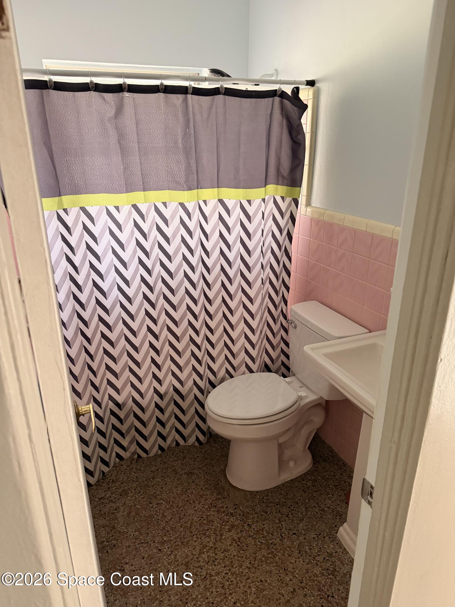 602 Josephine Street East