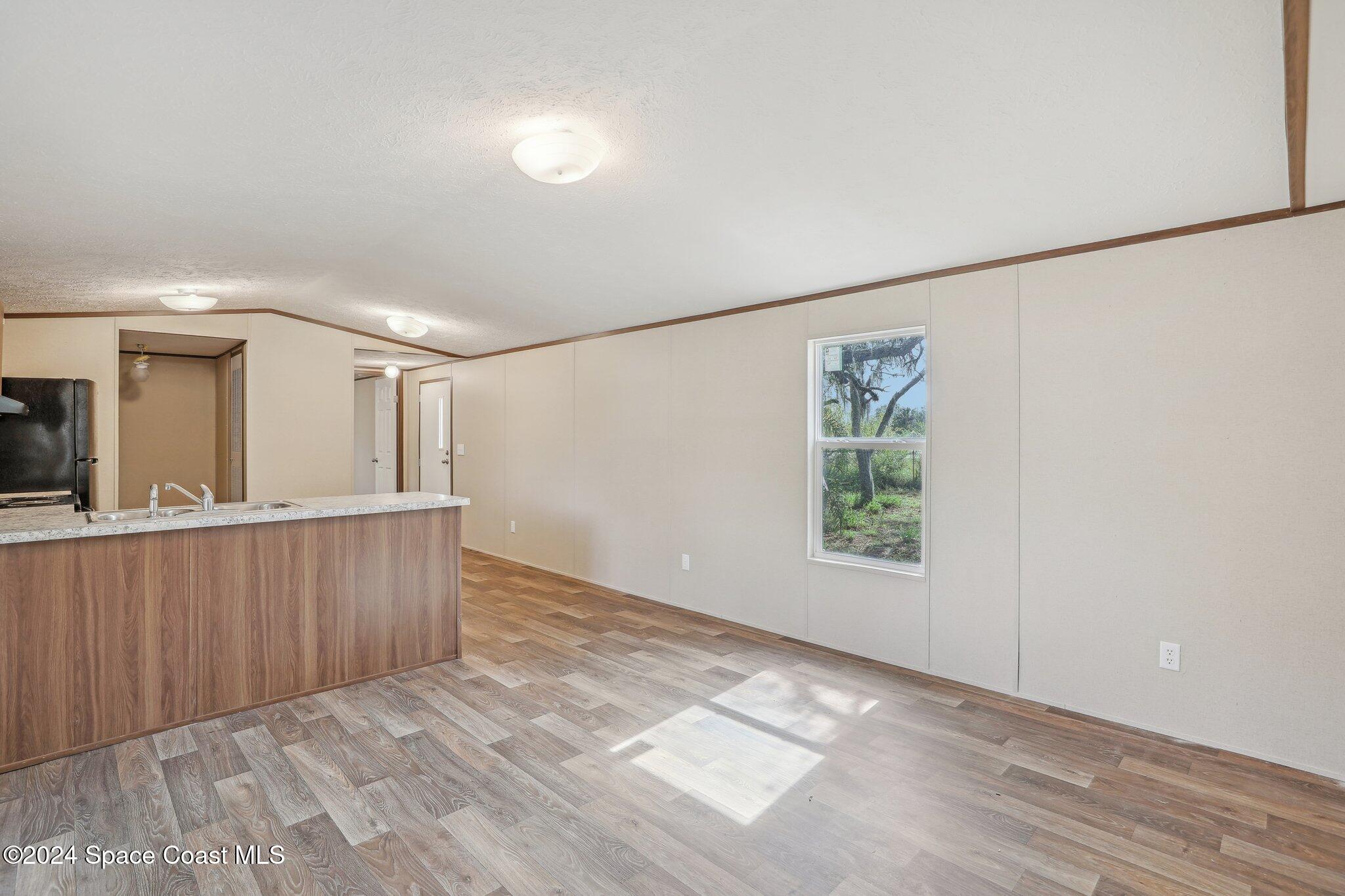 3245 Keith Lane