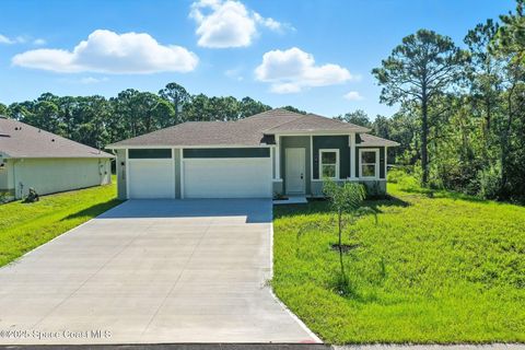 Photo of 2095 Tahoe Avenue SE, Palm Bay, FL 32909 (MLS # 1061153)