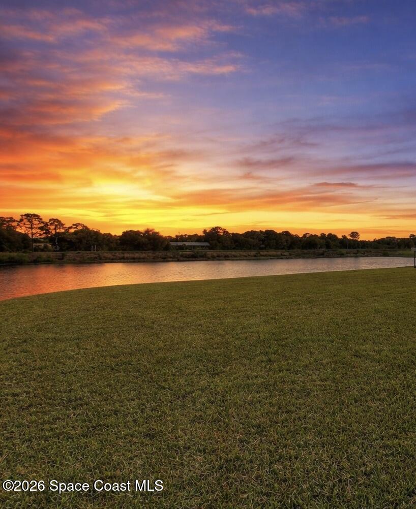 1303 Hubbard Court SE