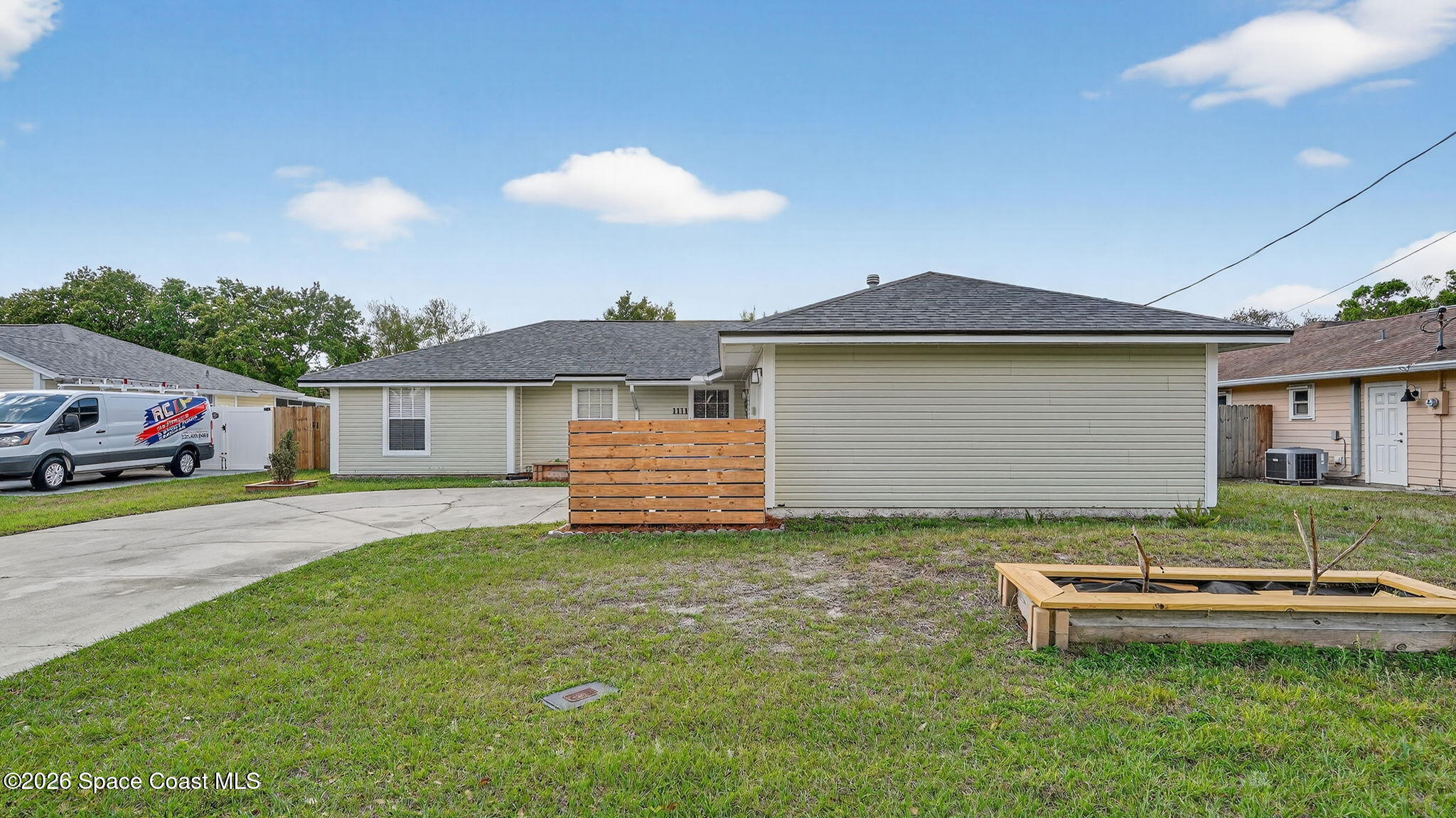 1111 Woodsmere Parkway