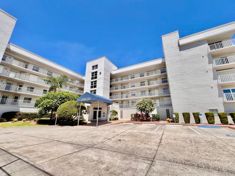 8700 Ridgewood Avenue Ph 10b Cape Canaveral FL 32920