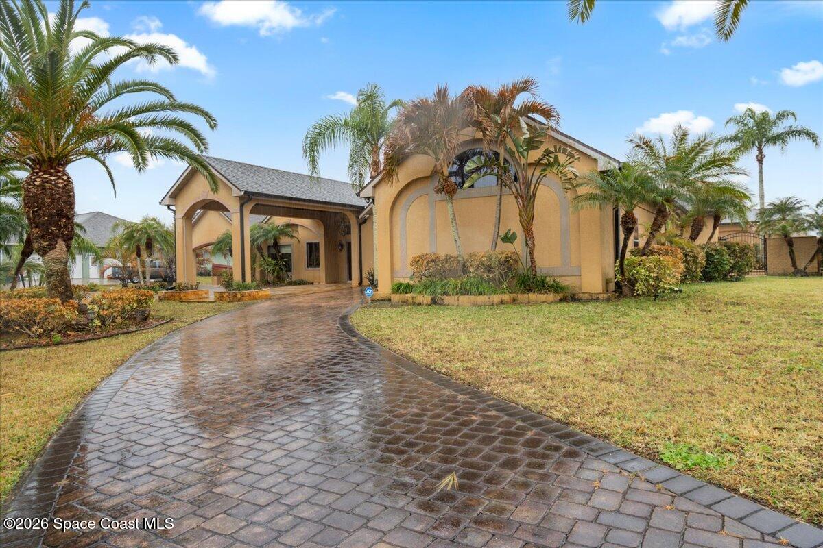 1855 Plantation Circle SE