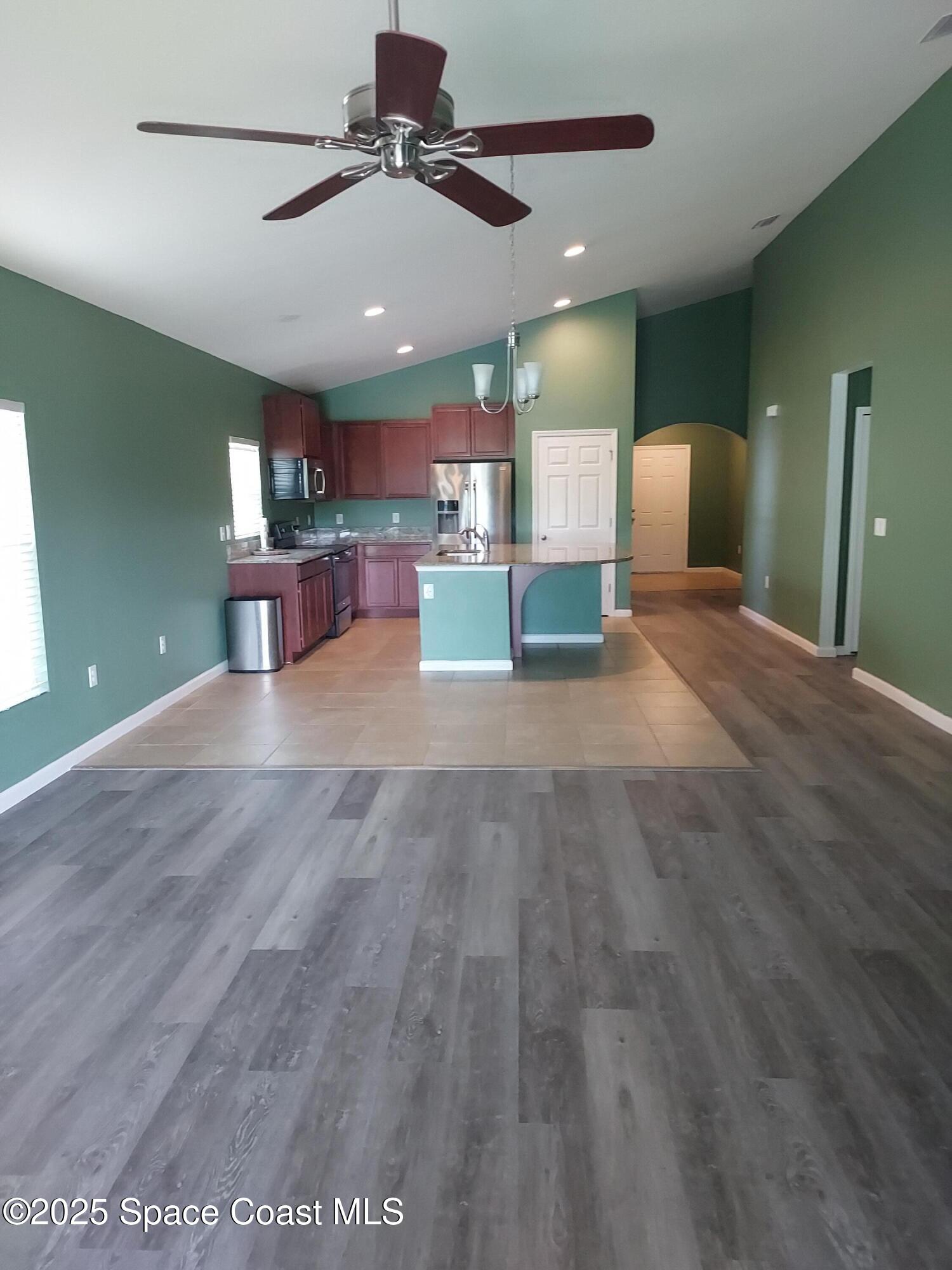 5343 Radiance Court