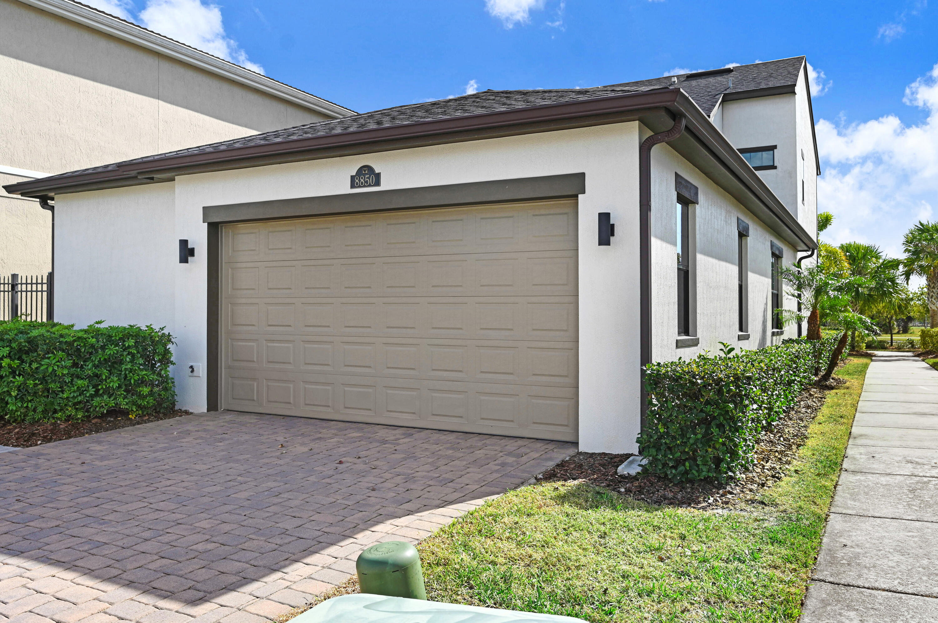 8850 Napolo Drive