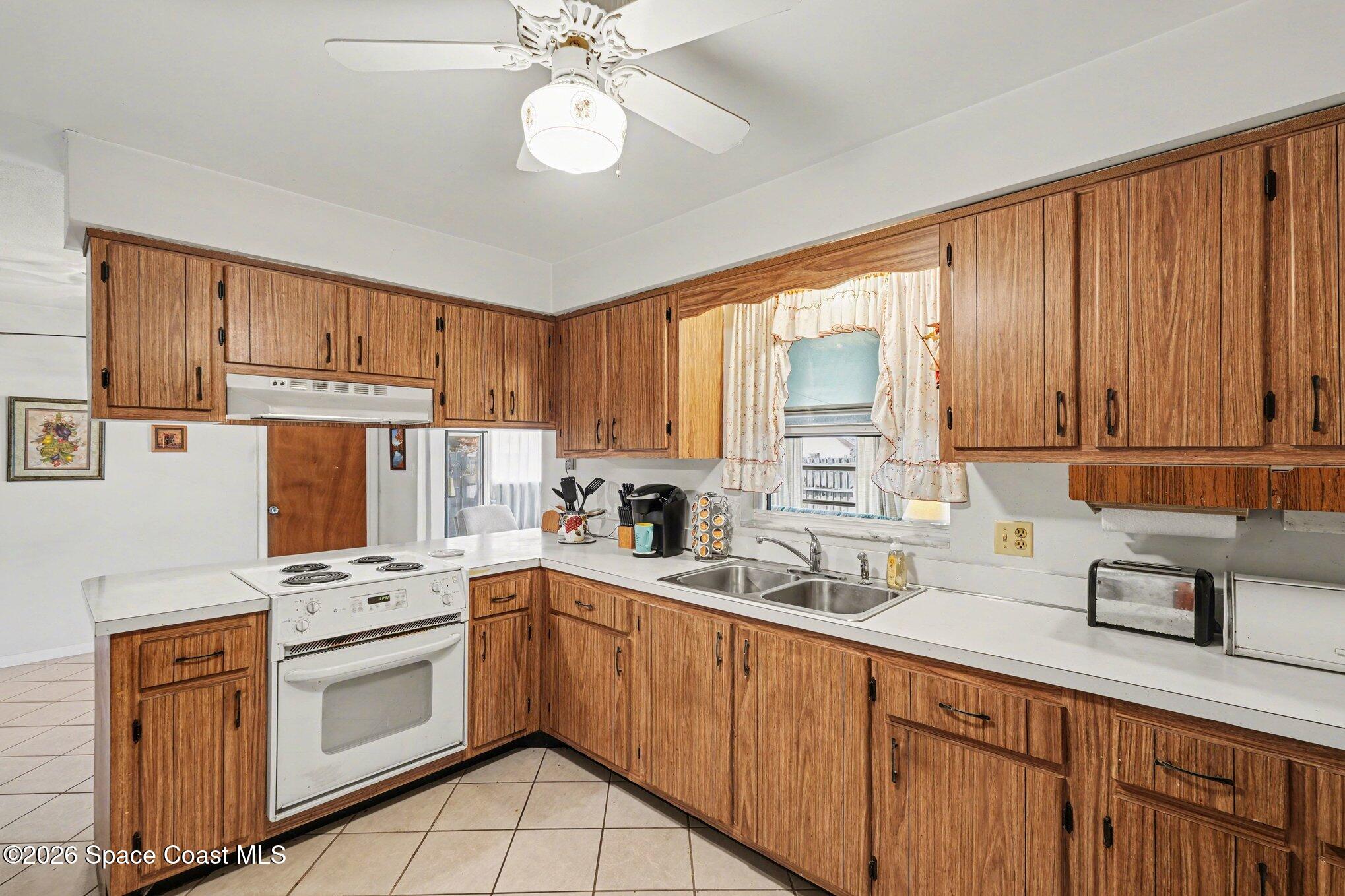 745 Citrus Boulevard