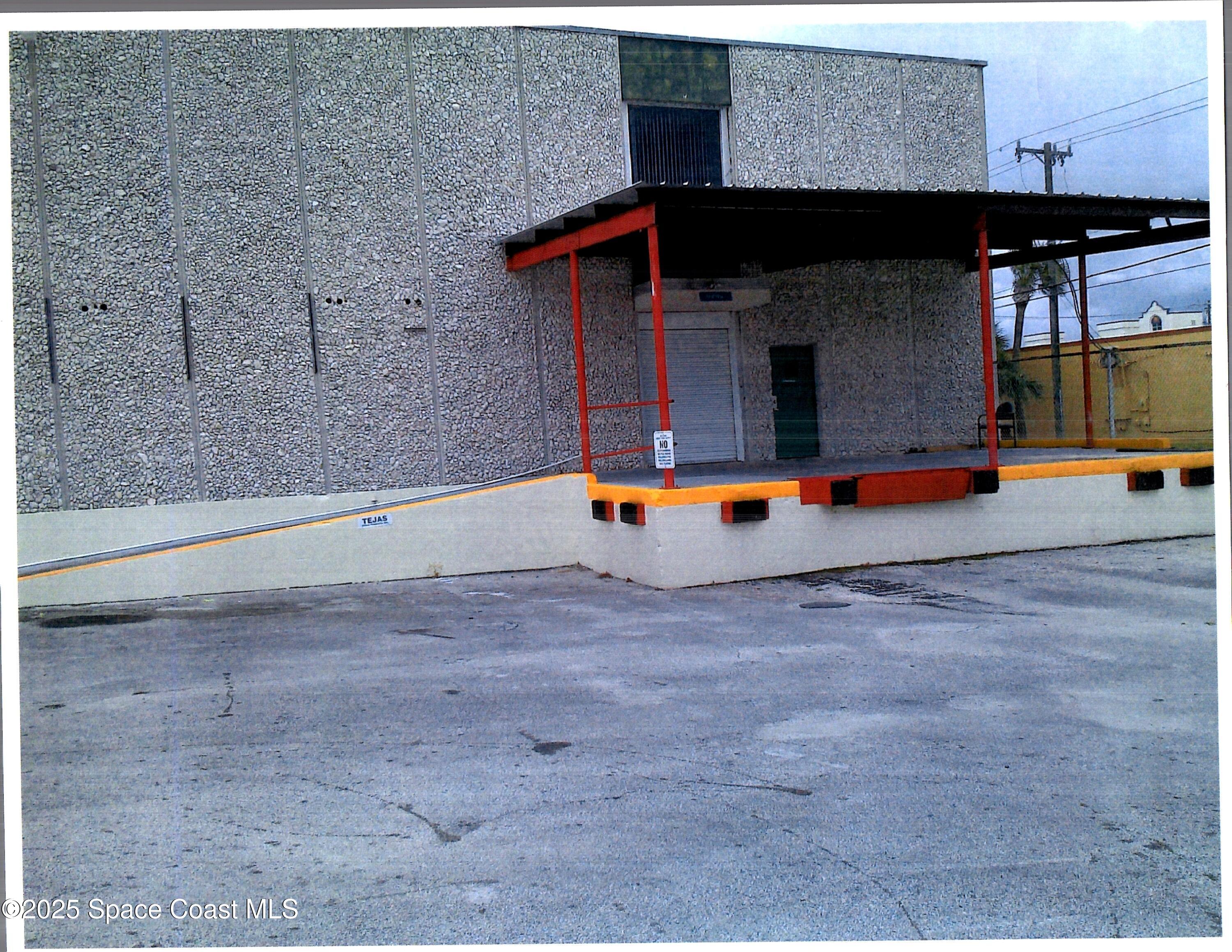 166 Center Street 218 & 219