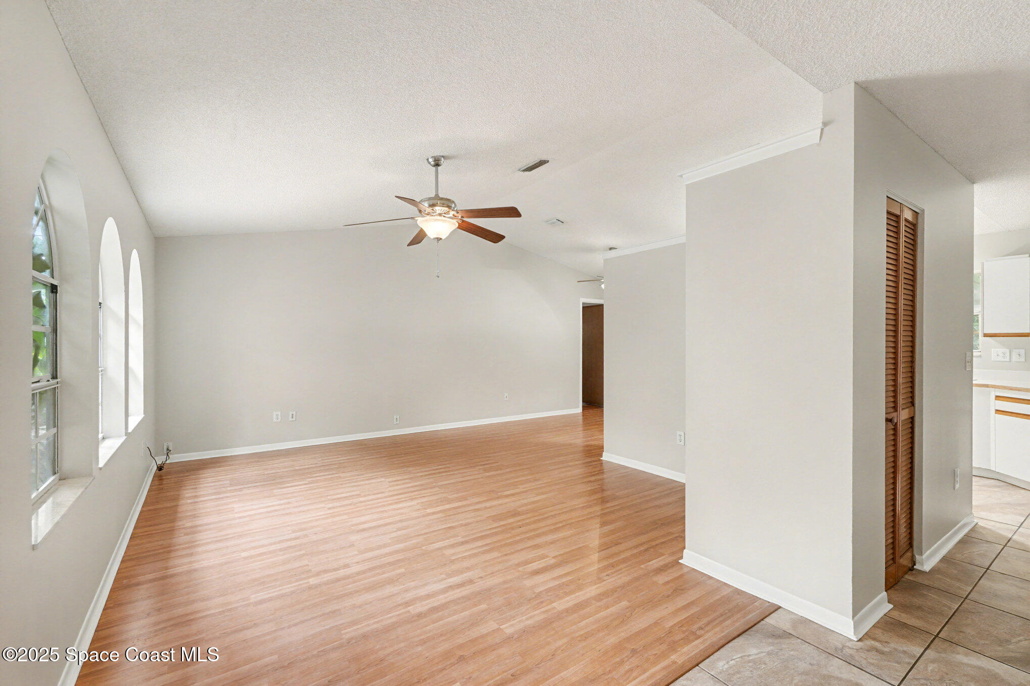 6200 Golfview Avenue