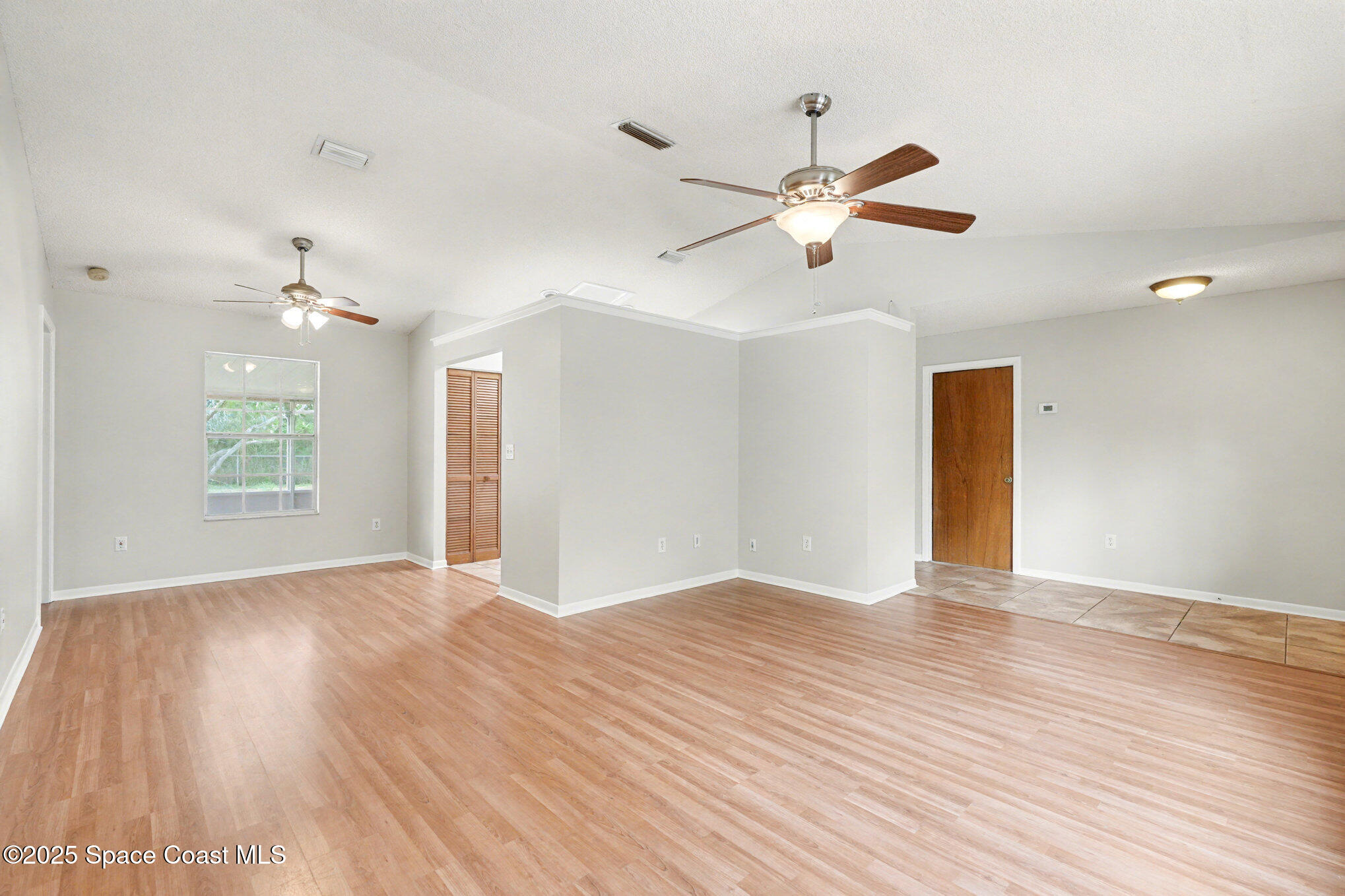 6200 Golfview Avenue