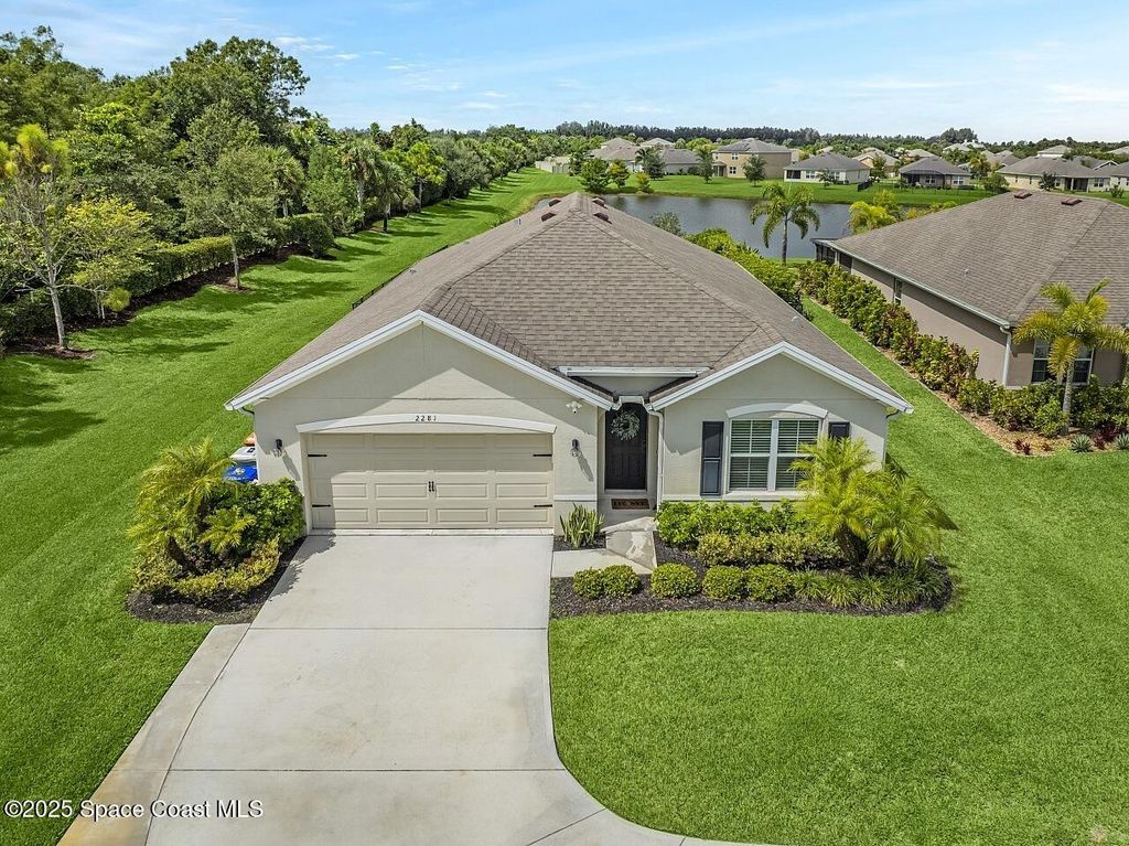Photo of 2281 Garfield Drive SW, Vero Beach, FL 32968 (MLS # 1058182)