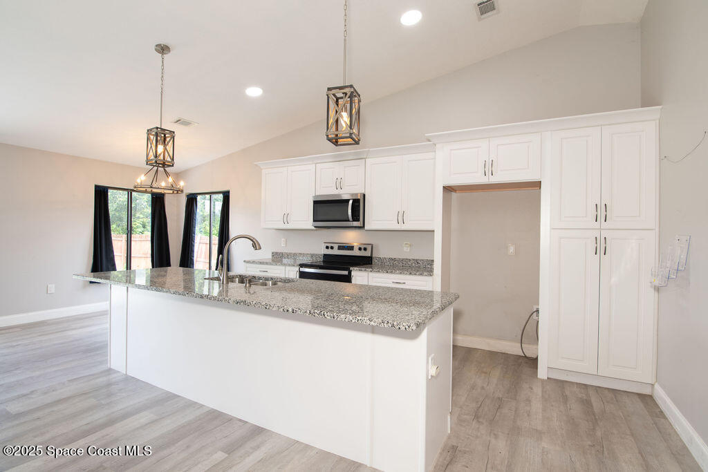 236 Maywood Avenue NW