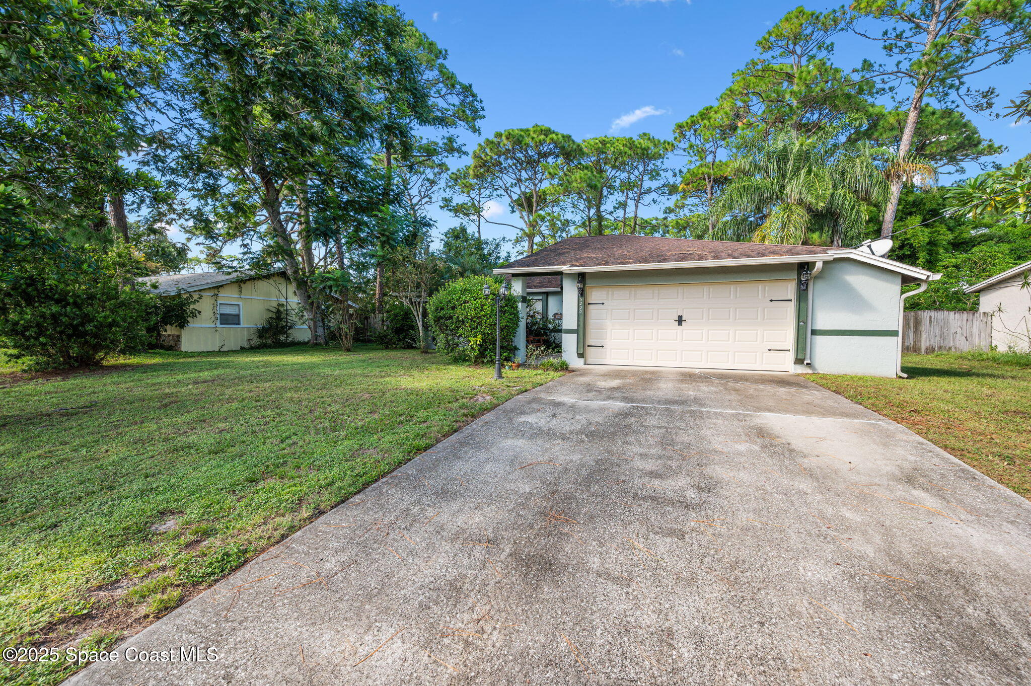 5220 Holden Road