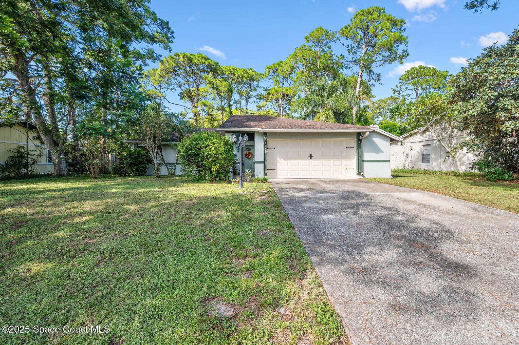 5220 Holden Road