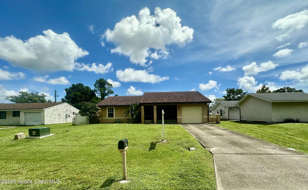 Photo of 119 Watoga Avenue SW, Palm Bay, FL 32908 (MLS # 1056608)
