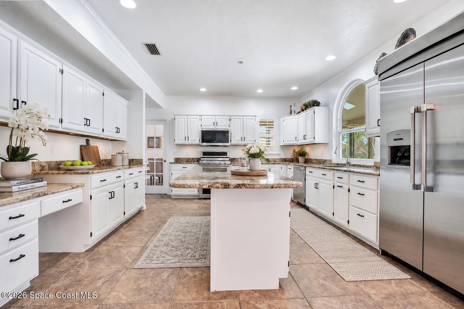 255 Utopia Circle