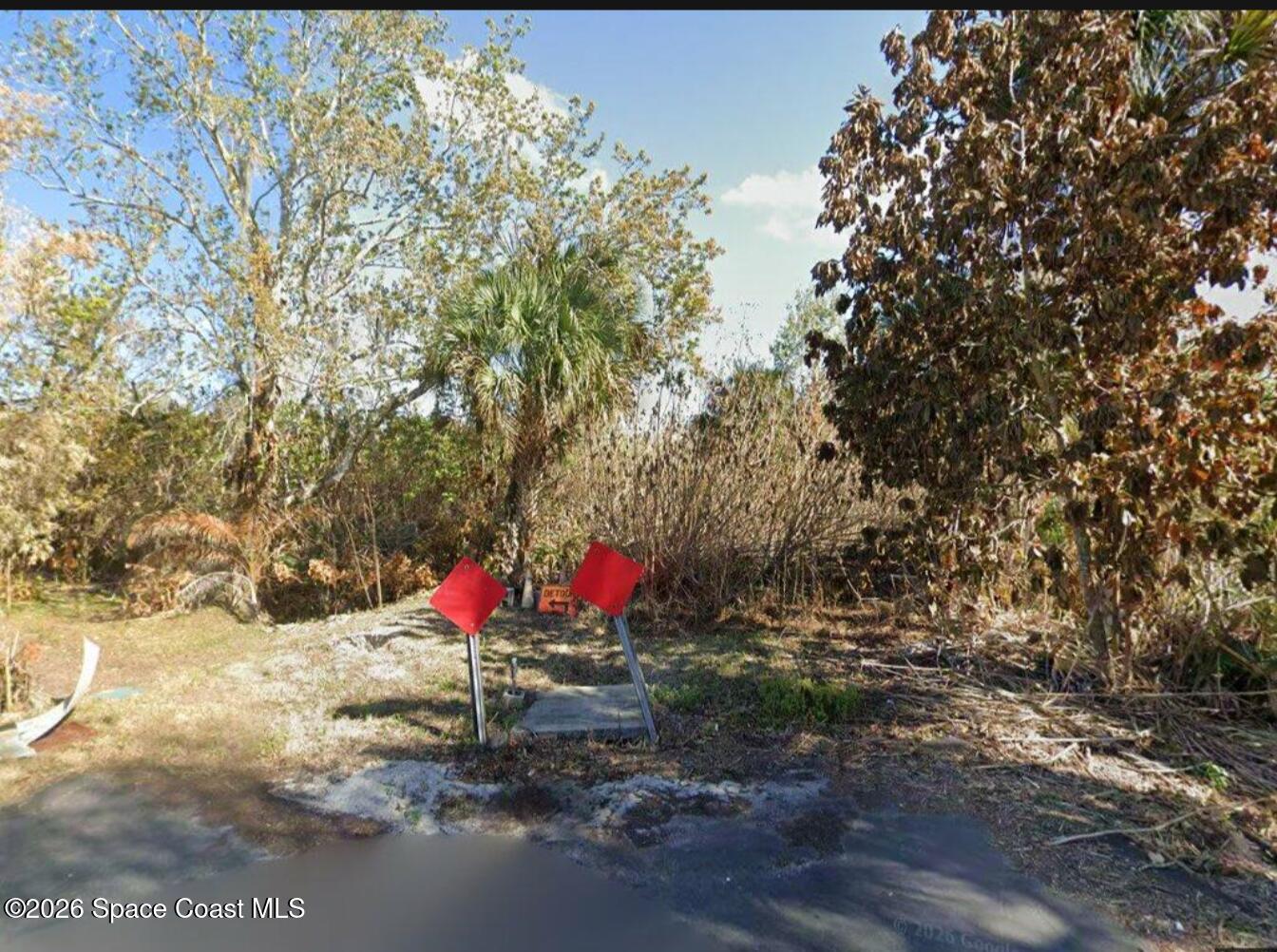 1400 Clear Lake Court
