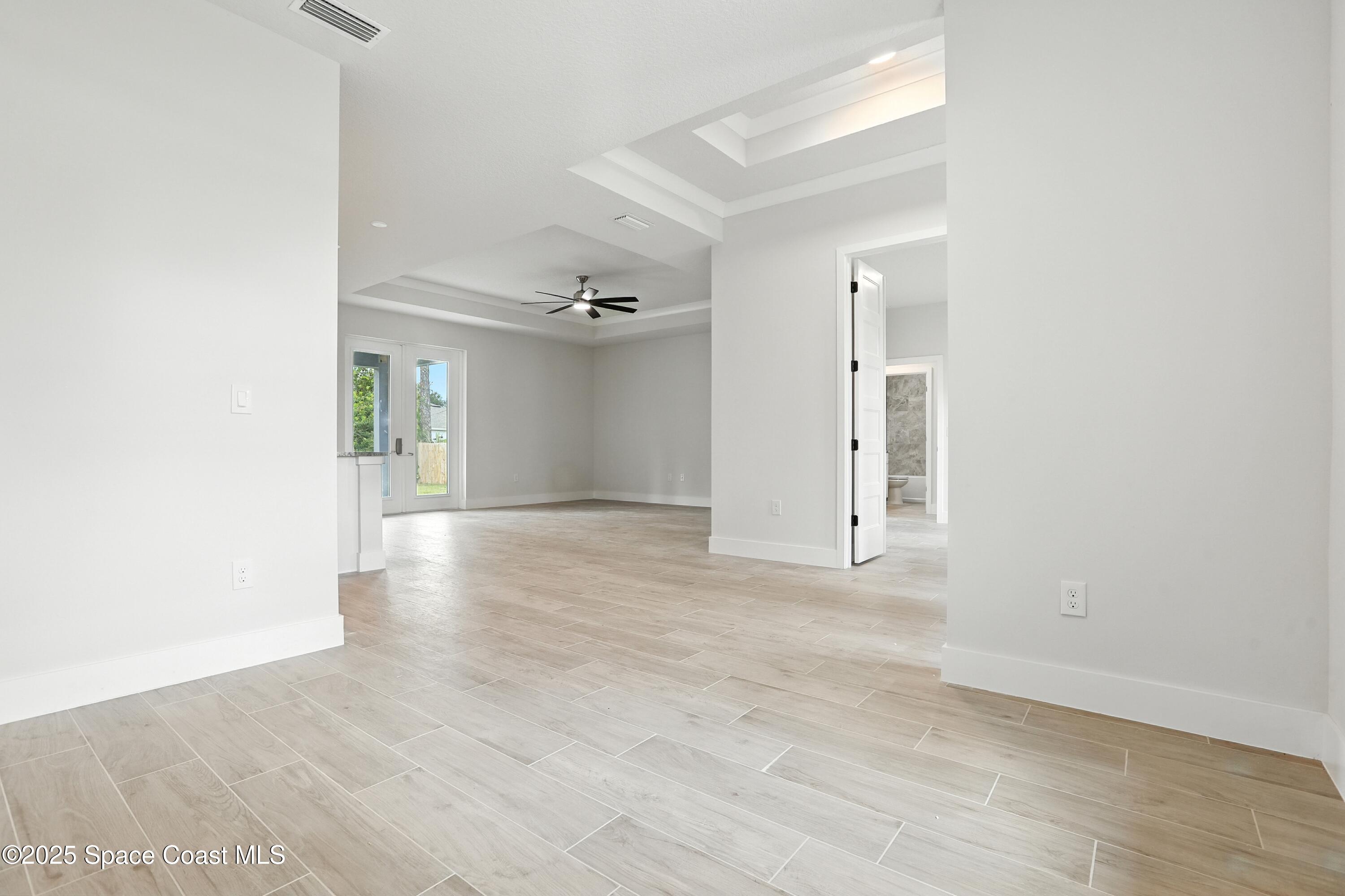 693 Akola Terrace SW