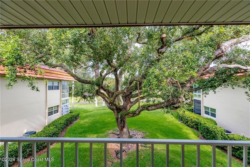 16 Vista Palm Lane 204