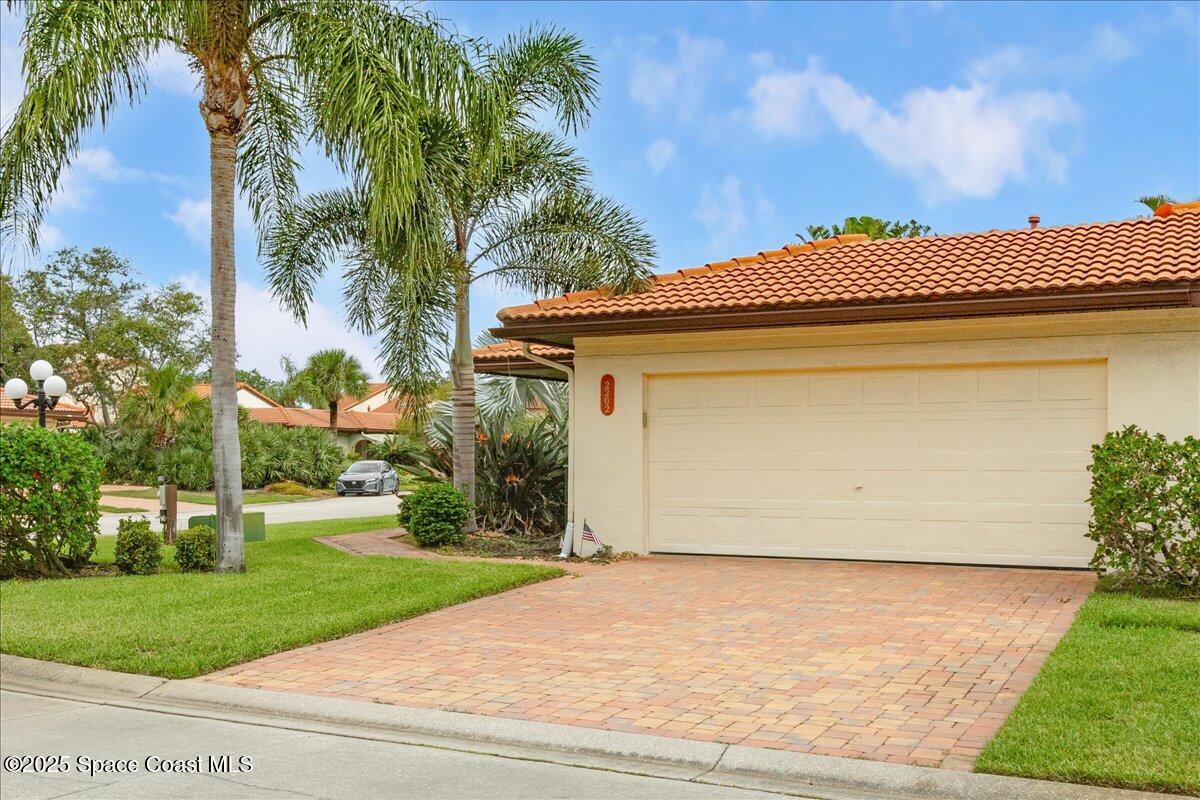 2202 Parkside Place 2202