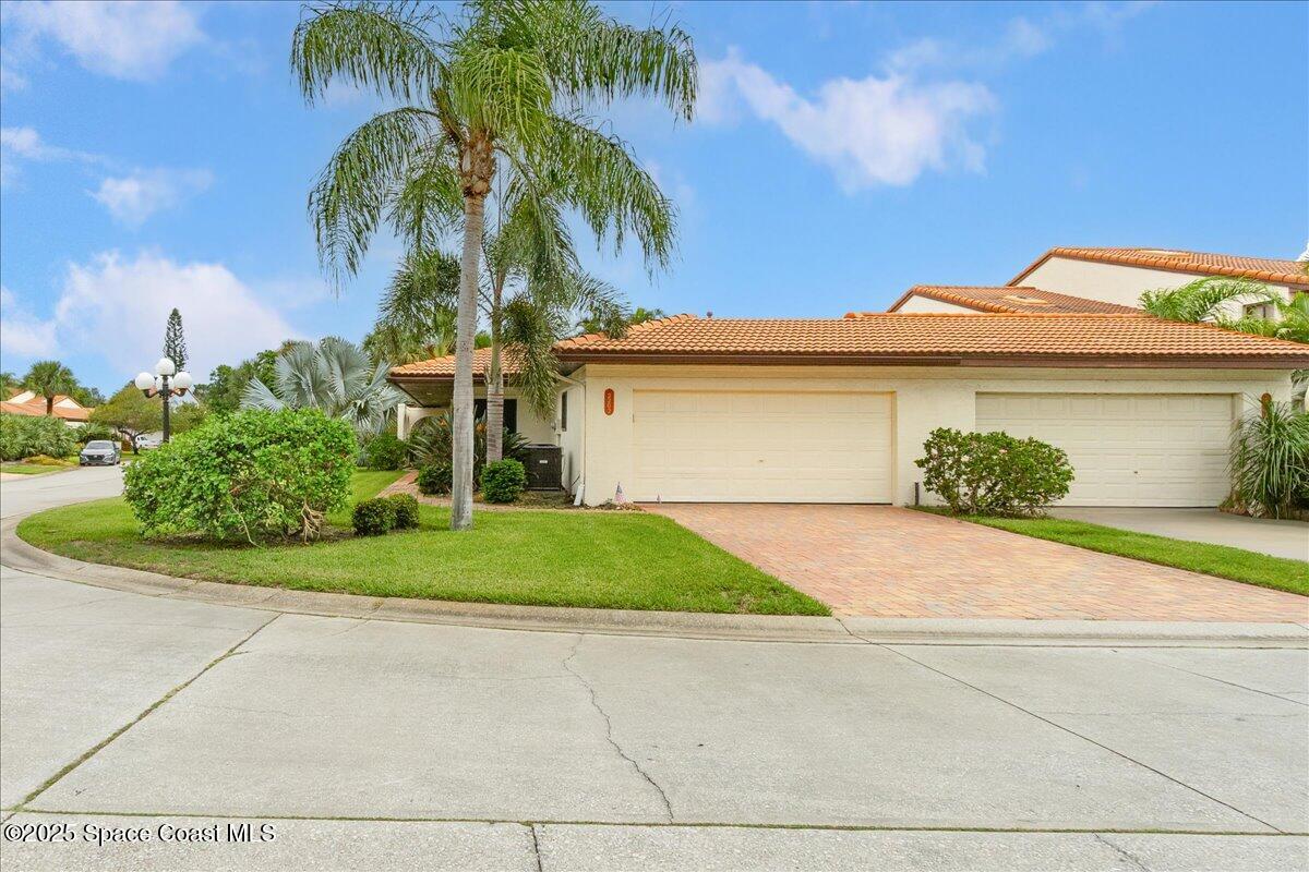 2202 Parkside Place 2202