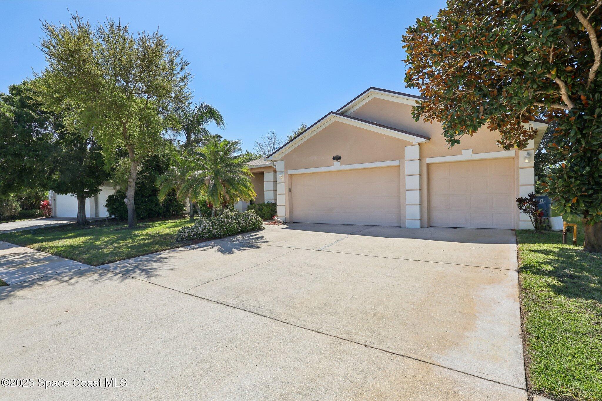 1062 Morgan Circle NE