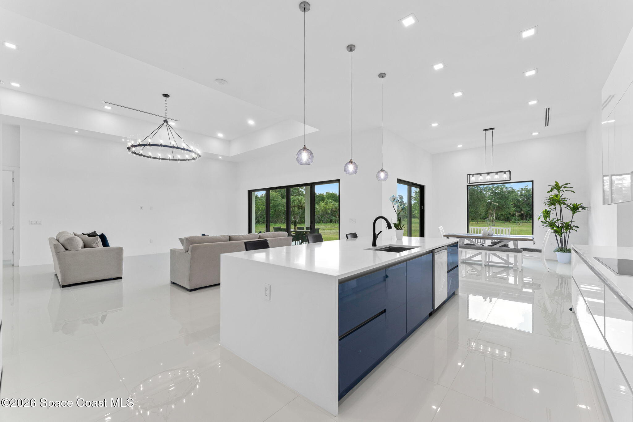 Palm Bay, Florida, 32909, United States, 5 Bedrooms Bedrooms, ,3 BathroomsBathrooms,Residential,Active,2052062
