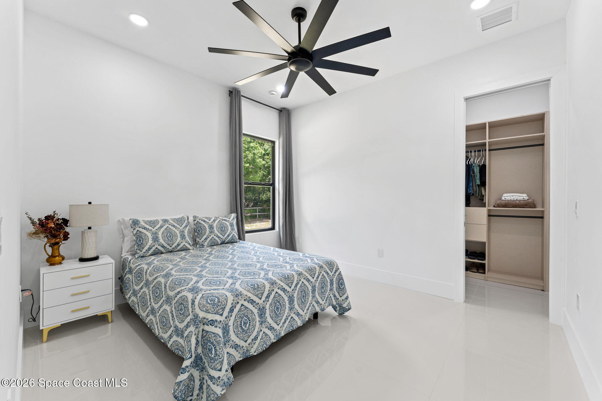 Palm Bay, Florida, 32909, United States, 5 Bedrooms Bedrooms, ,3 BathroomsBathrooms,Residential,Active,2052062