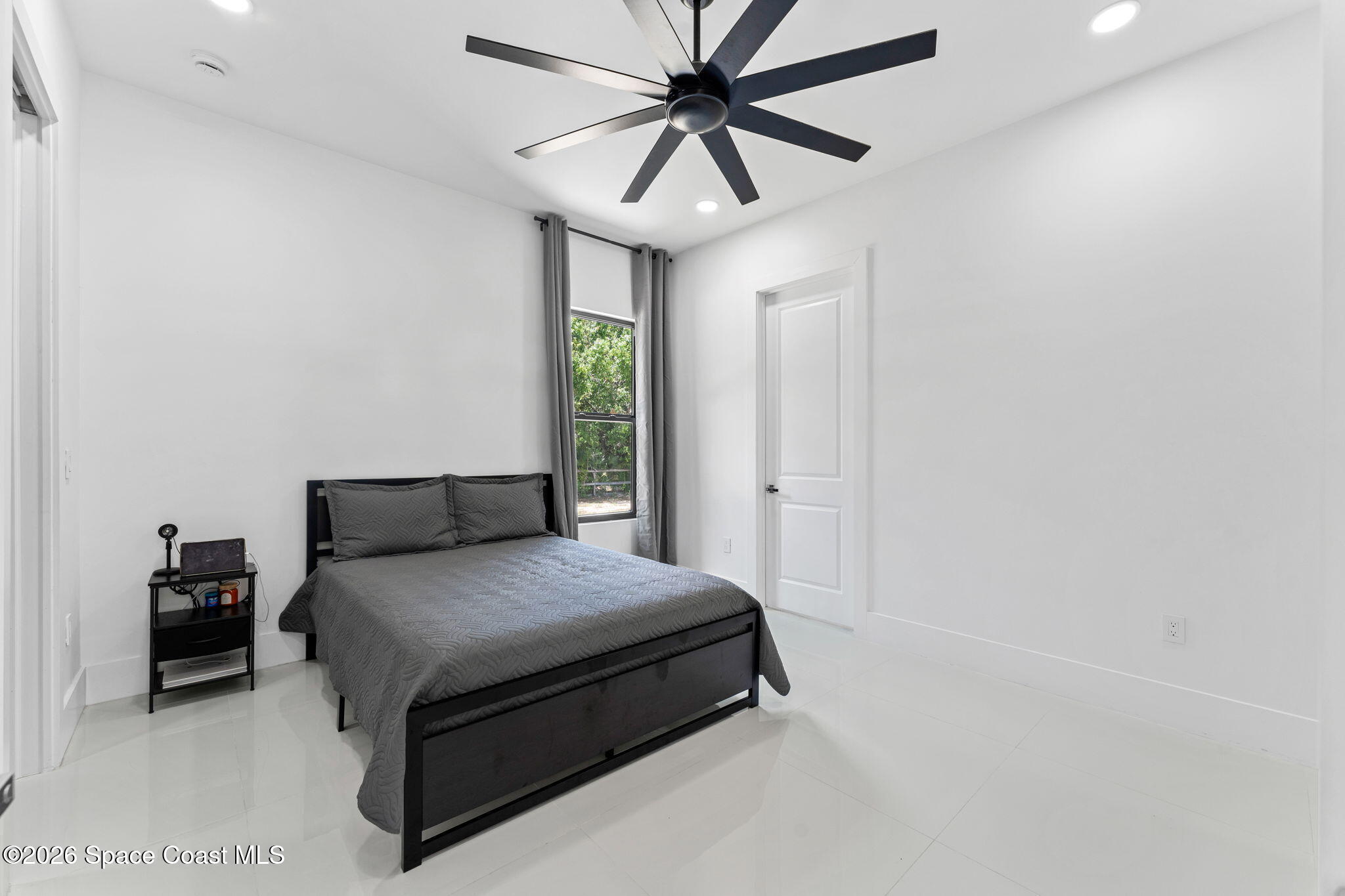 Palm Bay, Florida, 32909, United States, 5 Bedrooms Bedrooms, ,3 BathroomsBathrooms,Residential,Active,2052062