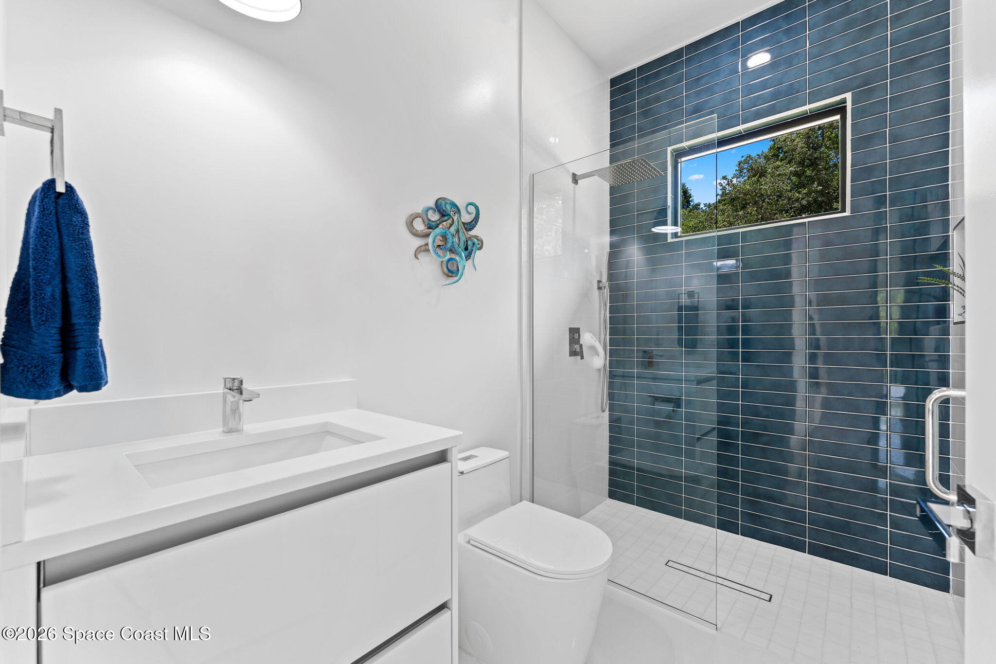 Palm Bay, Florida, 32909, United States, 5 Bedrooms Bedrooms, ,3 BathroomsBathrooms,Residential,Active,2052062