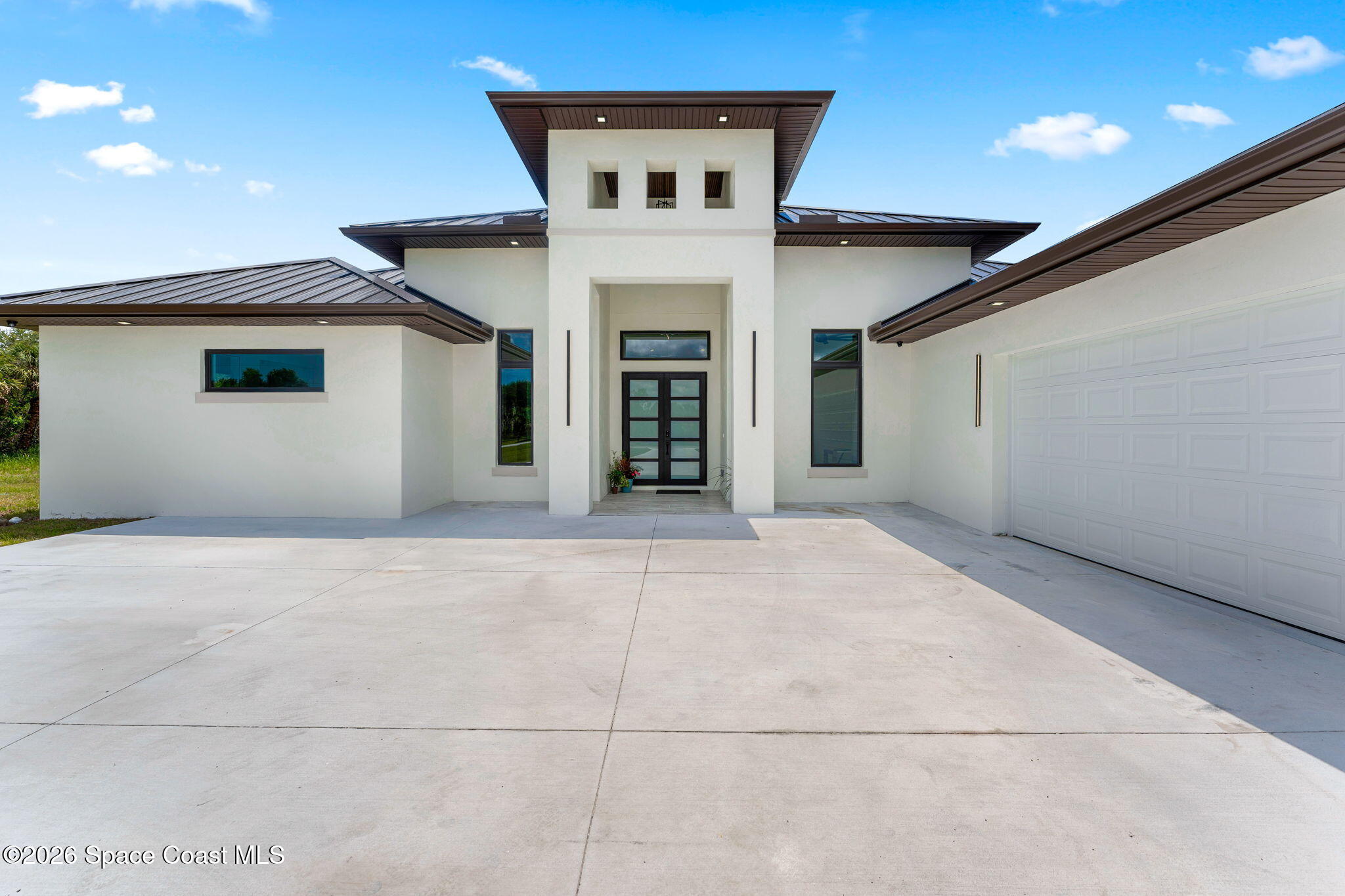 Palm Bay, Florida, 32909, United States, 5 Bedrooms Bedrooms, ,3 BathroomsBathrooms,Residential,Active,2052062