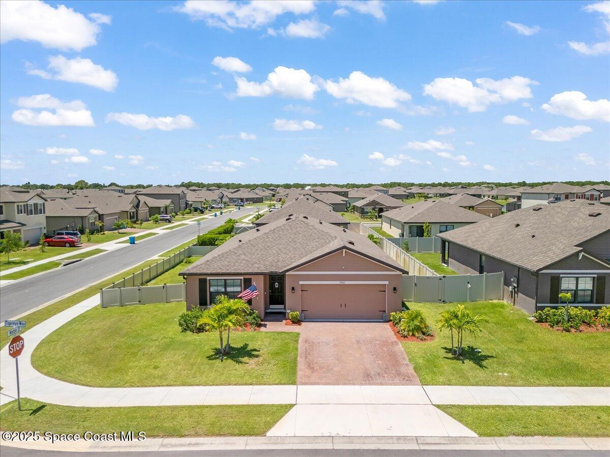 7202 Tigereye Way