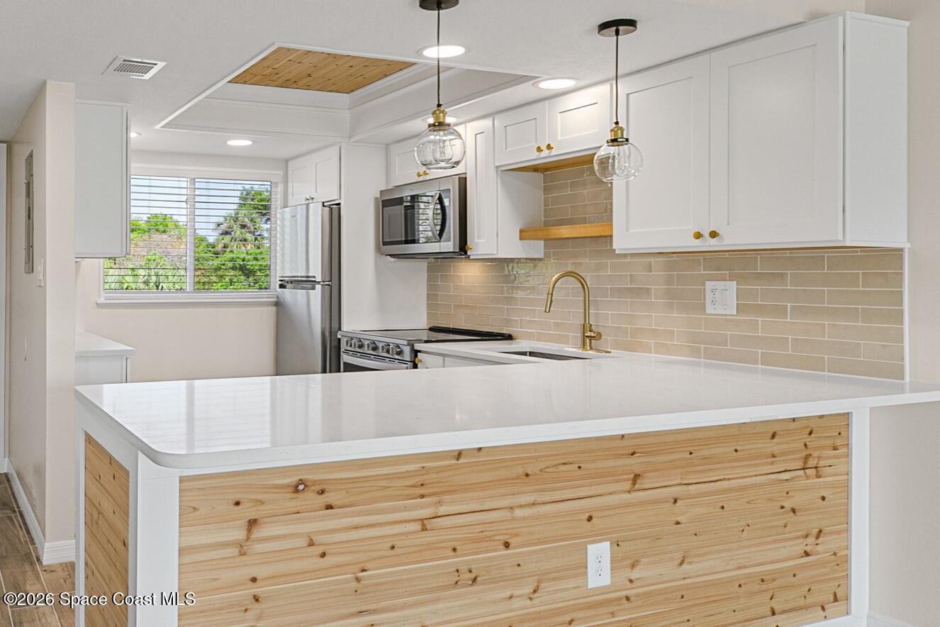 1001 W Eau Gallie Boulevard 330